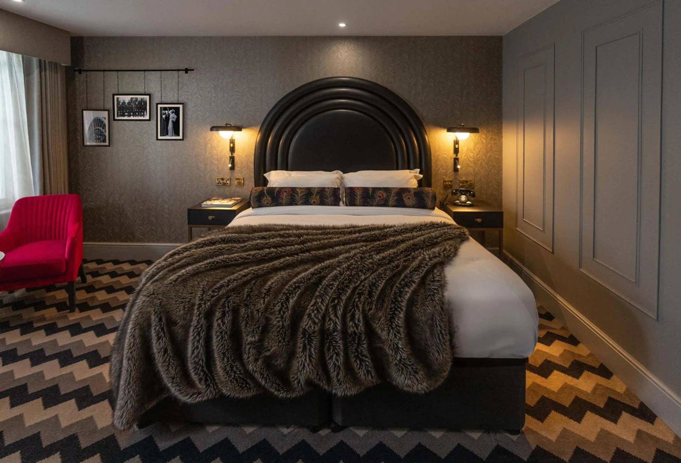 Bed in Hotel Gotham Newcastle