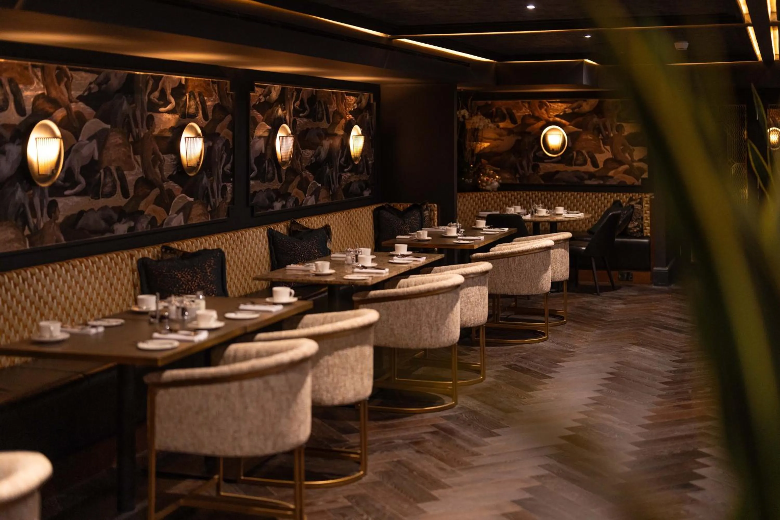 Restaurant/places to eat in Hotel Gotham Newcastle