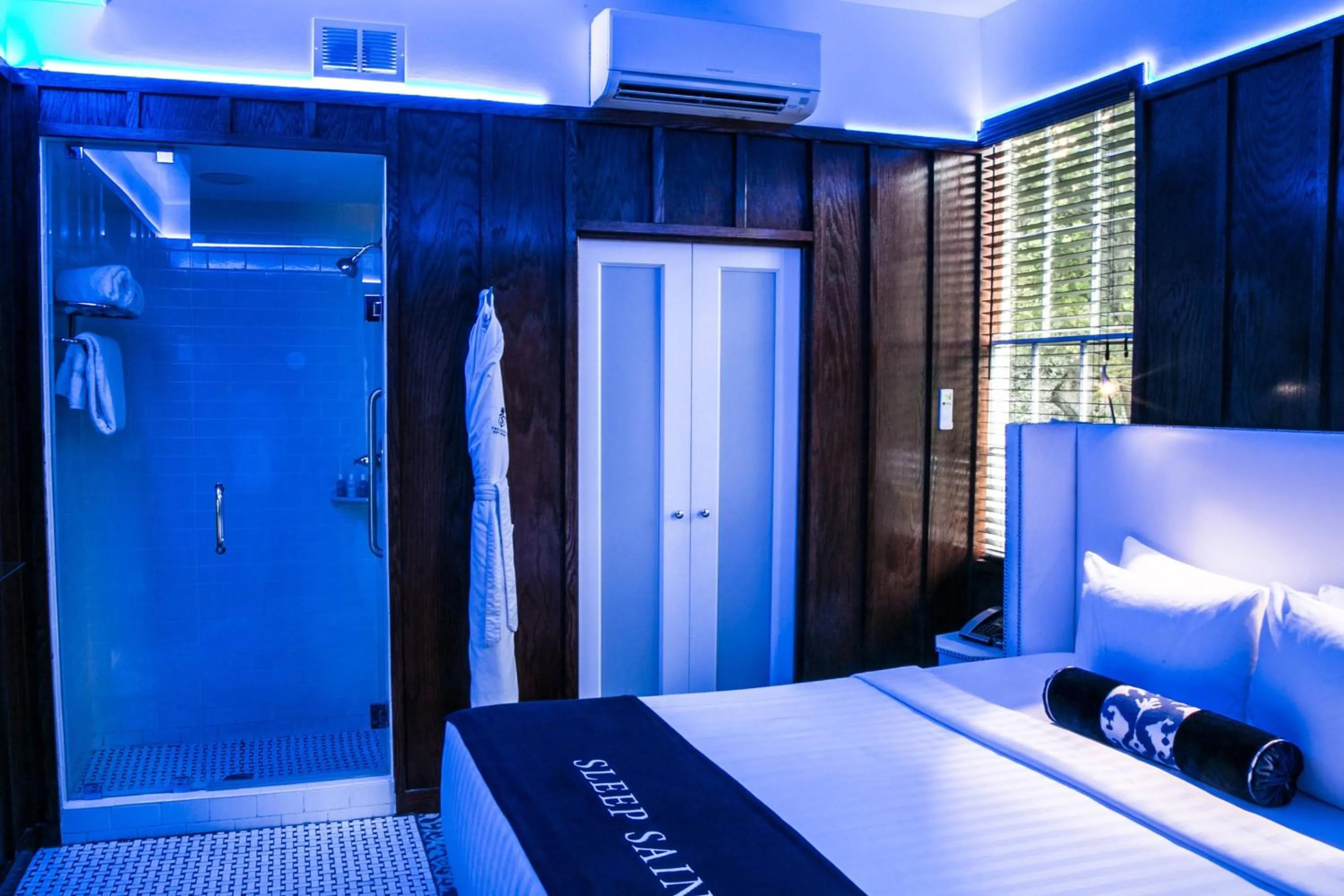 Photo of the whole room, Bed in The Saint Hotel Key West, Autograph Collection, Adult Only