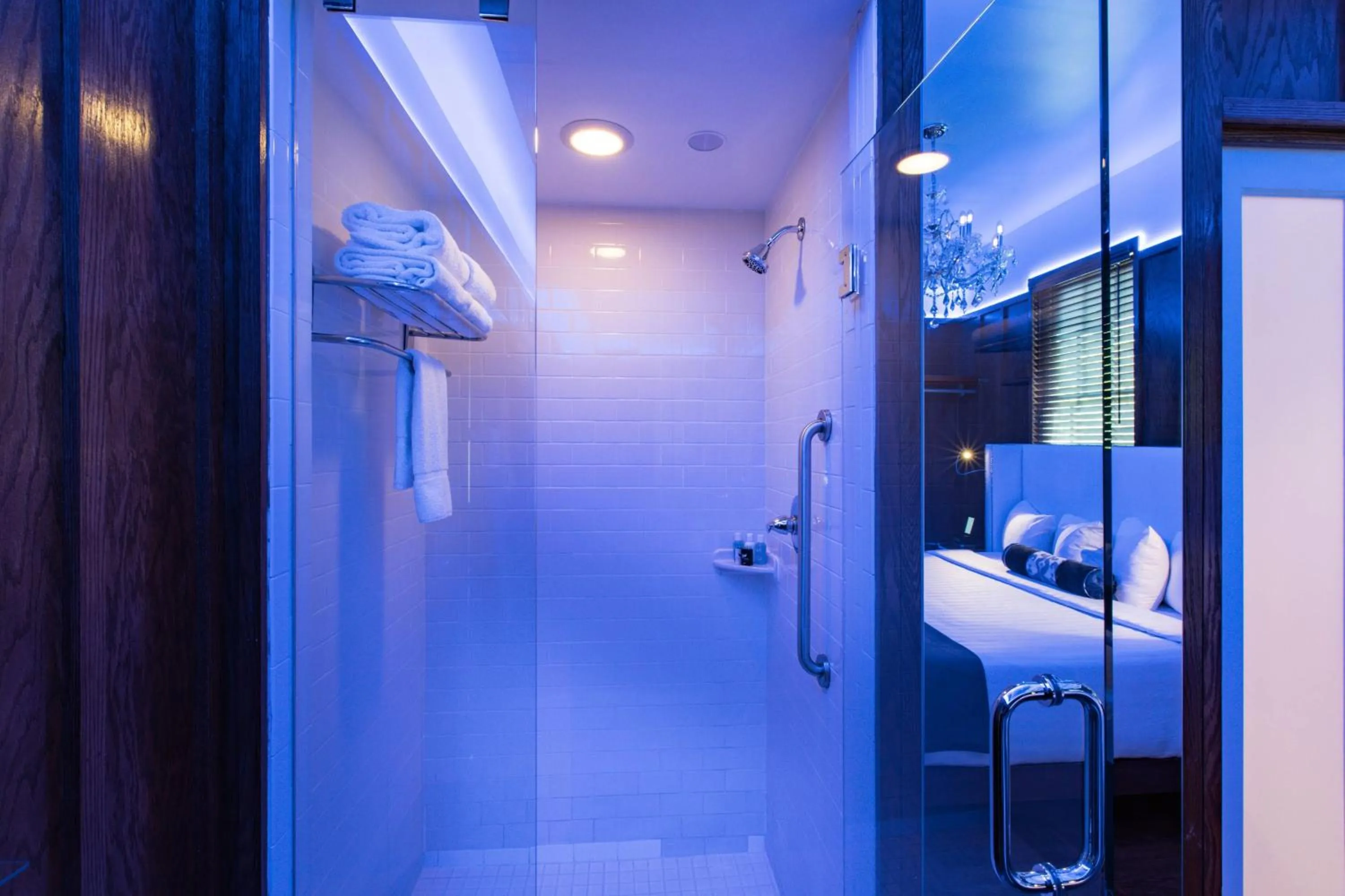 Bathroom in The Saint Hotel Key West, Autograph Collection, Adult Only