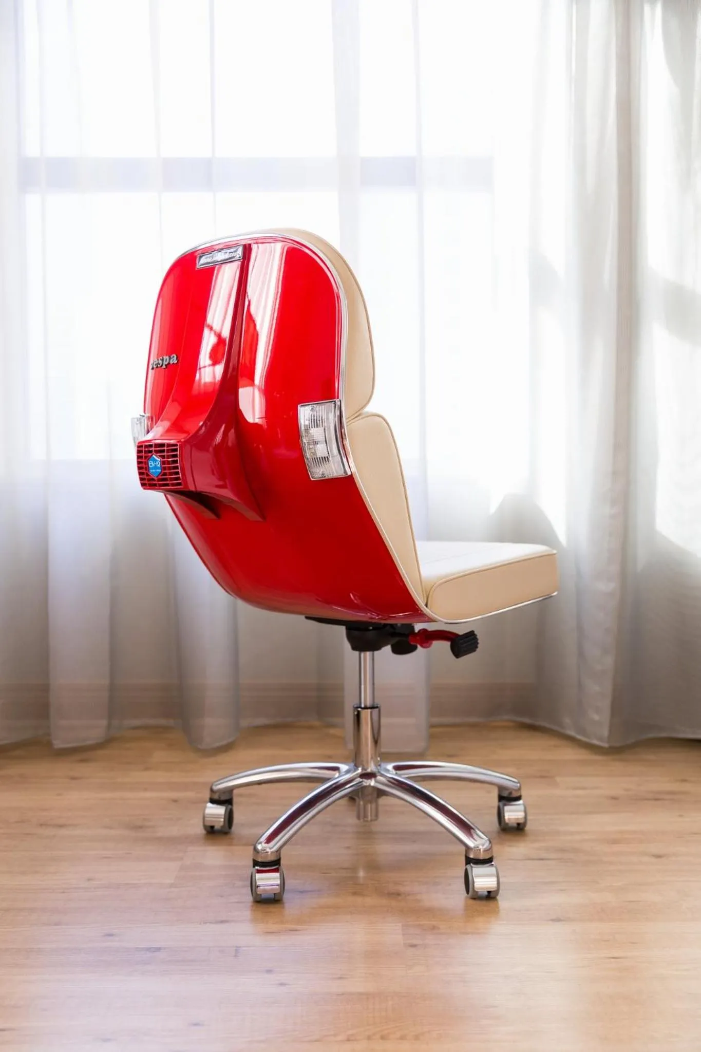 Bedroom in Virgin Hotels Chicago