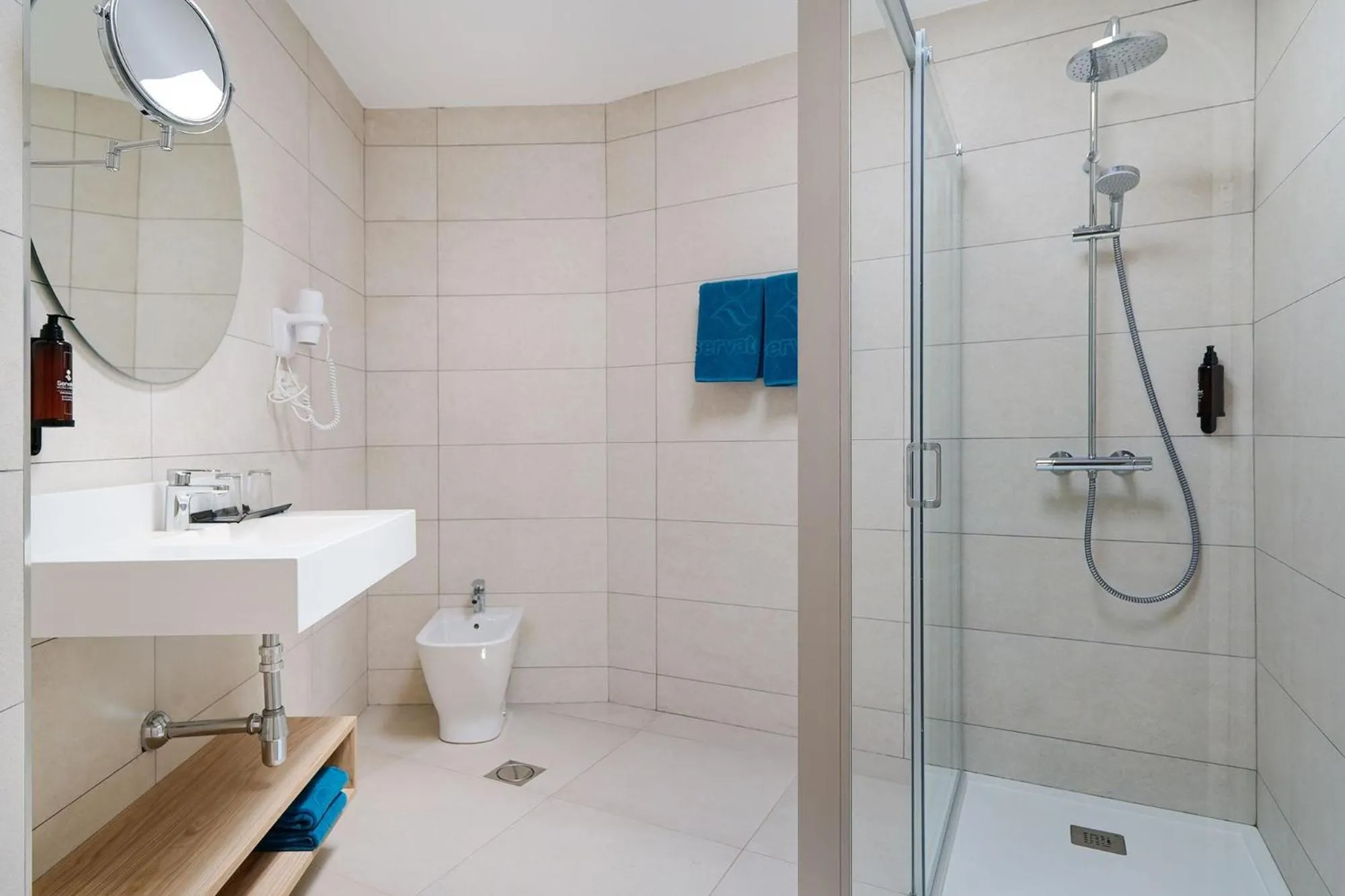 Bathroom in Sport Hotel Monte Feliz - powered by Playitas