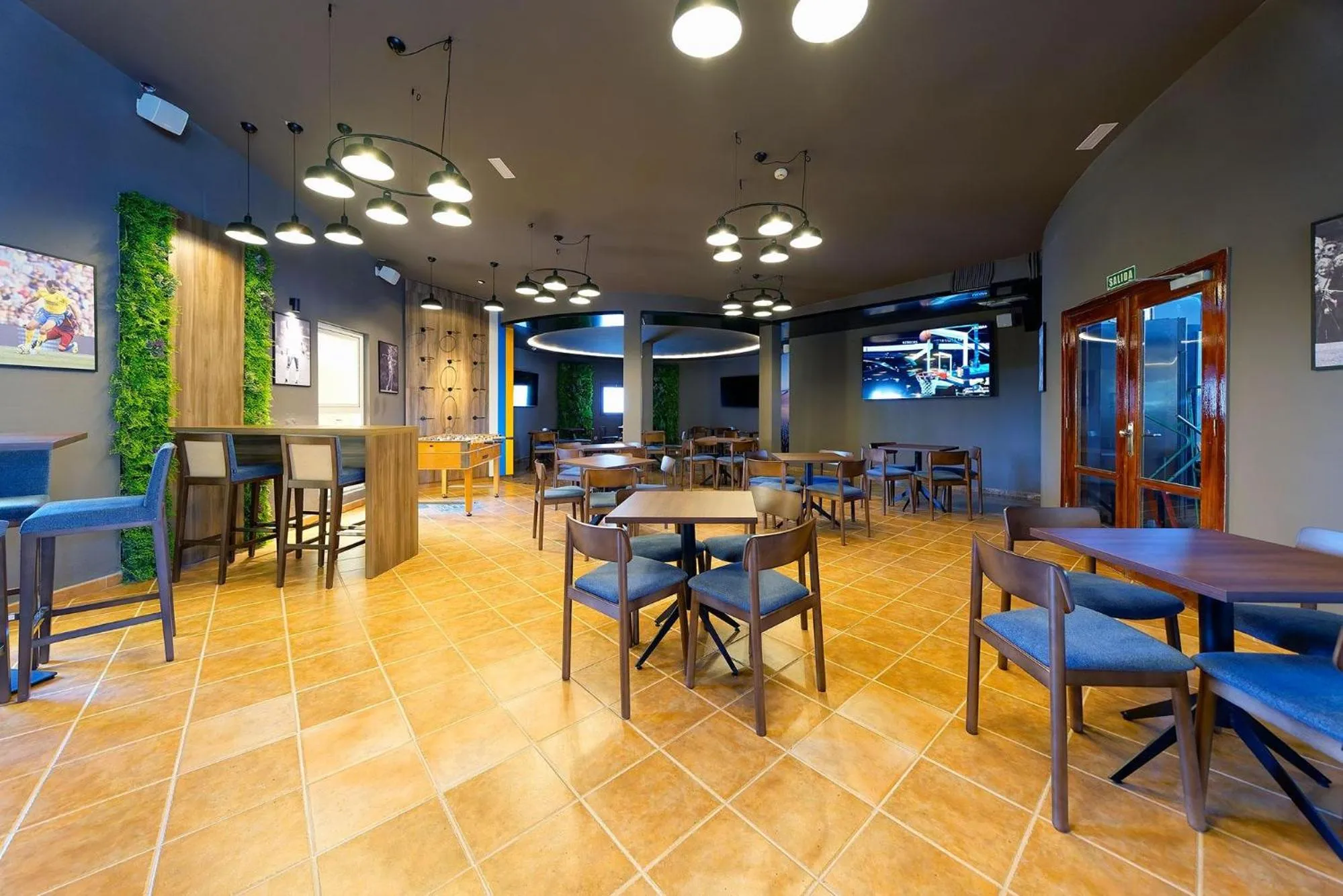 Restaurant/places to eat in Sport Hotel Monte Feliz - powered by Playitas