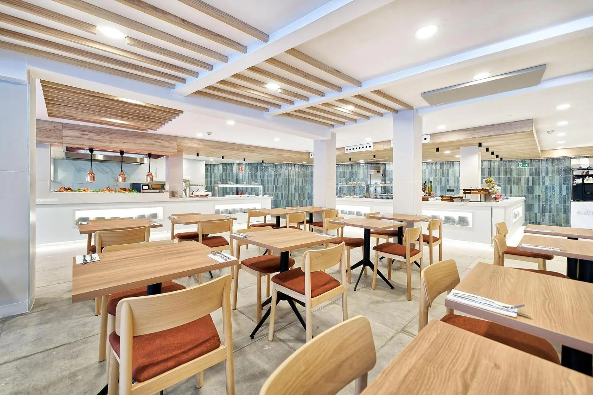 Lounge or bar in Sport Hotel Monte Feliz - powered by Playitas