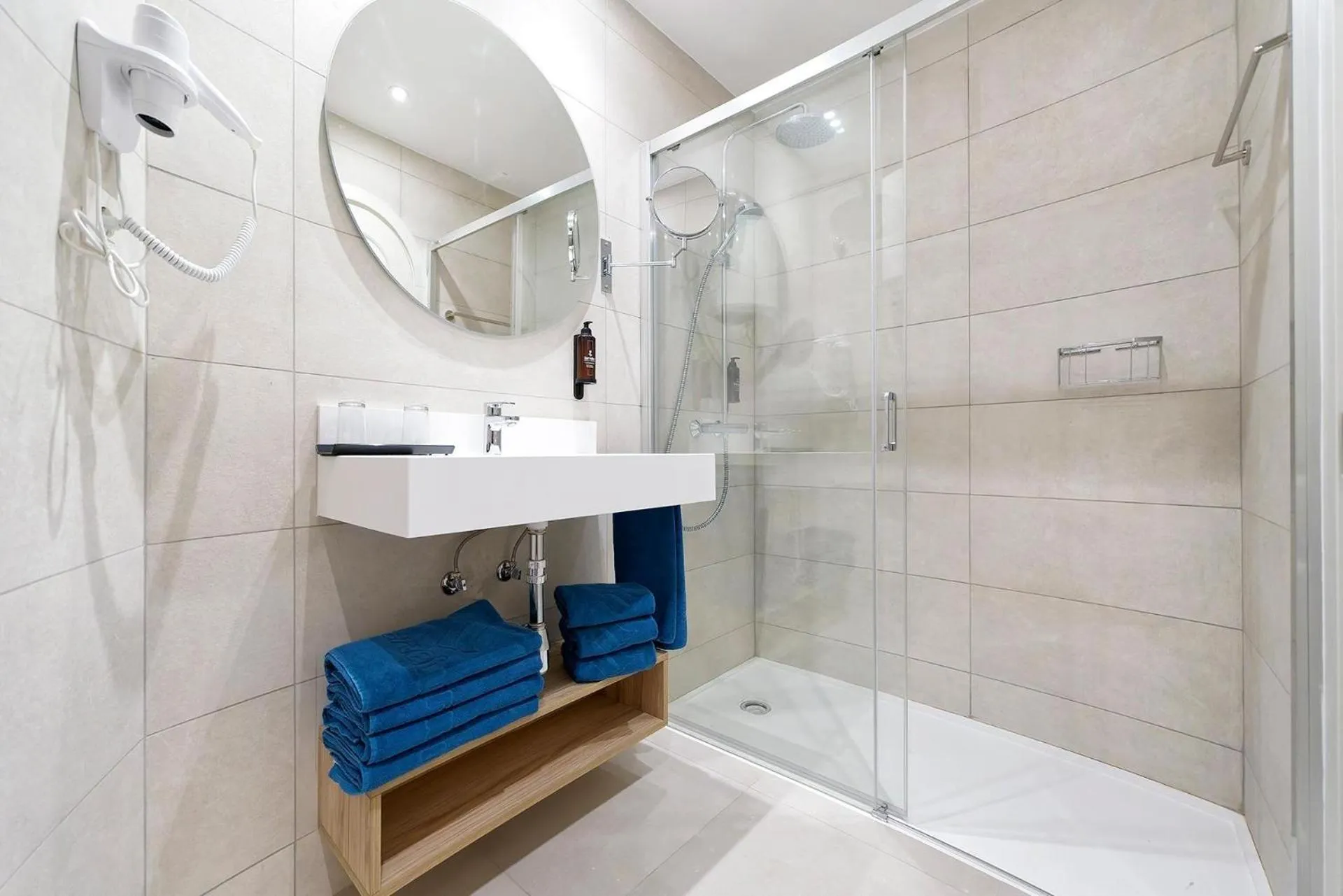 Bathroom in Sport Hotel Monte Feliz - powered by Playitas