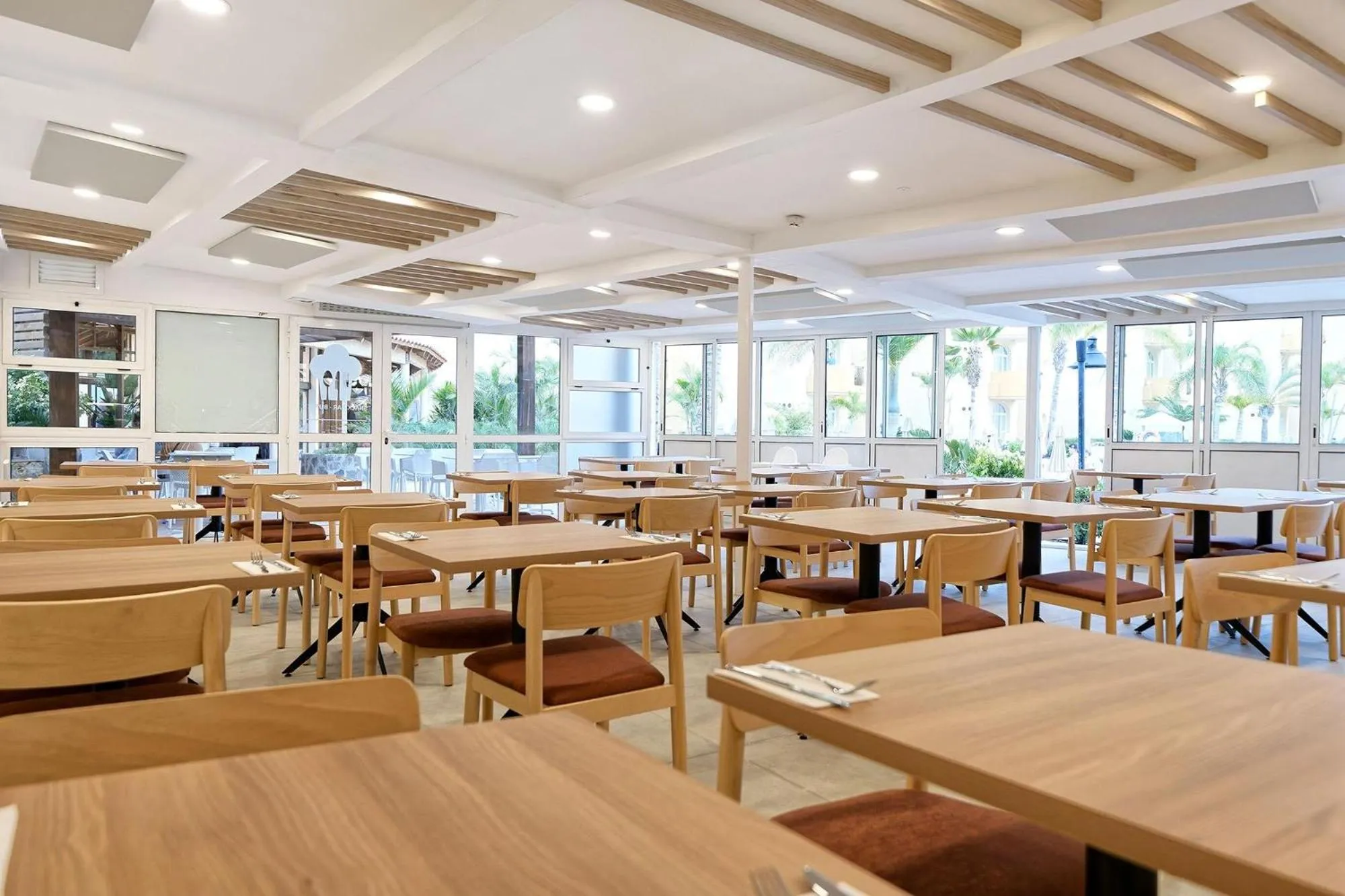 Restaurant/places to eat in Sport Hotel Monte Feliz - powered by Playitas