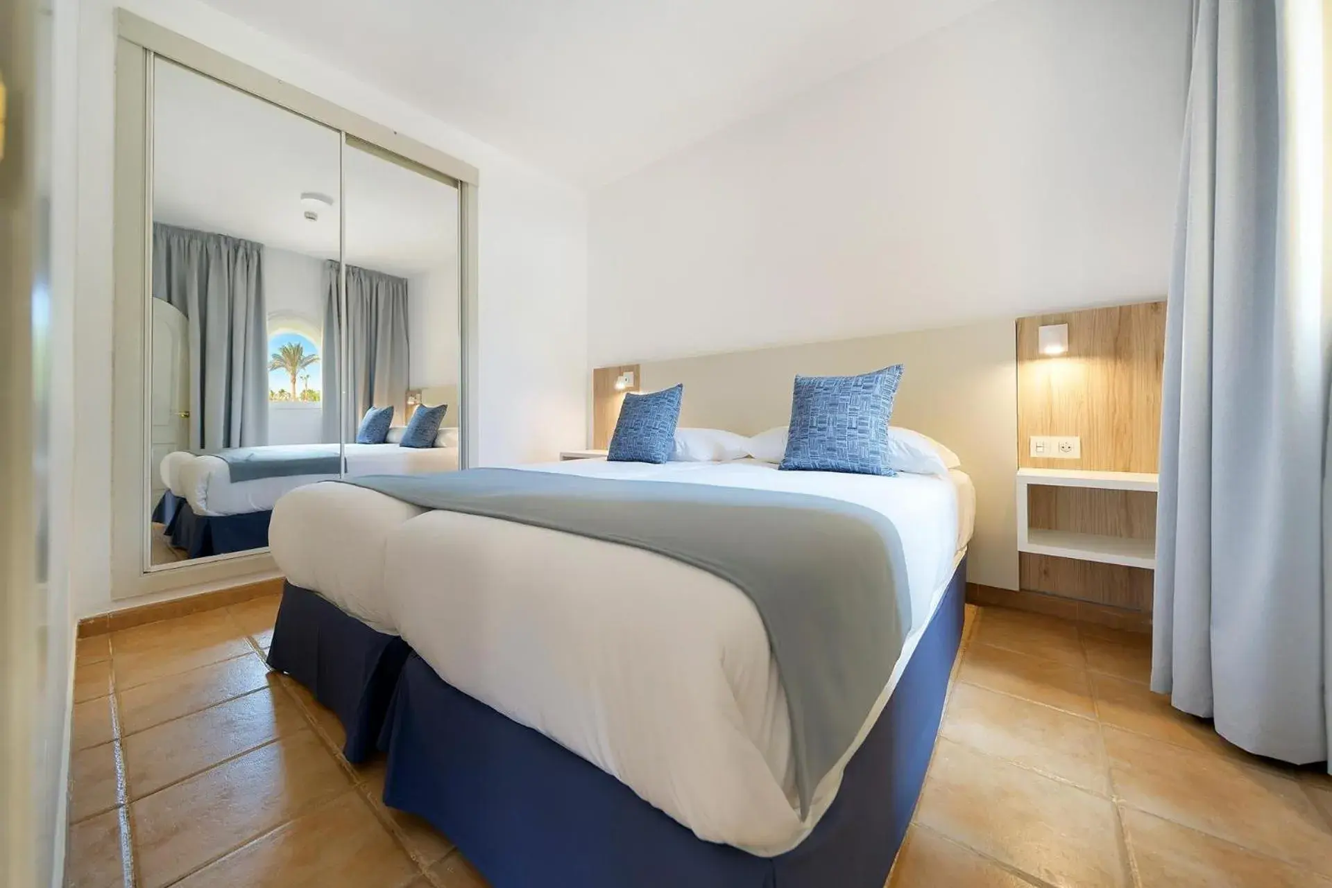 Two Bedroom Apartment with Balcony Pool View in Sport Hotel Monte Feliz - powered by Playitas Two Bedroom Apartment with Balcony Pool View in Sport Hotel Monte Feliz - powered by Playitas