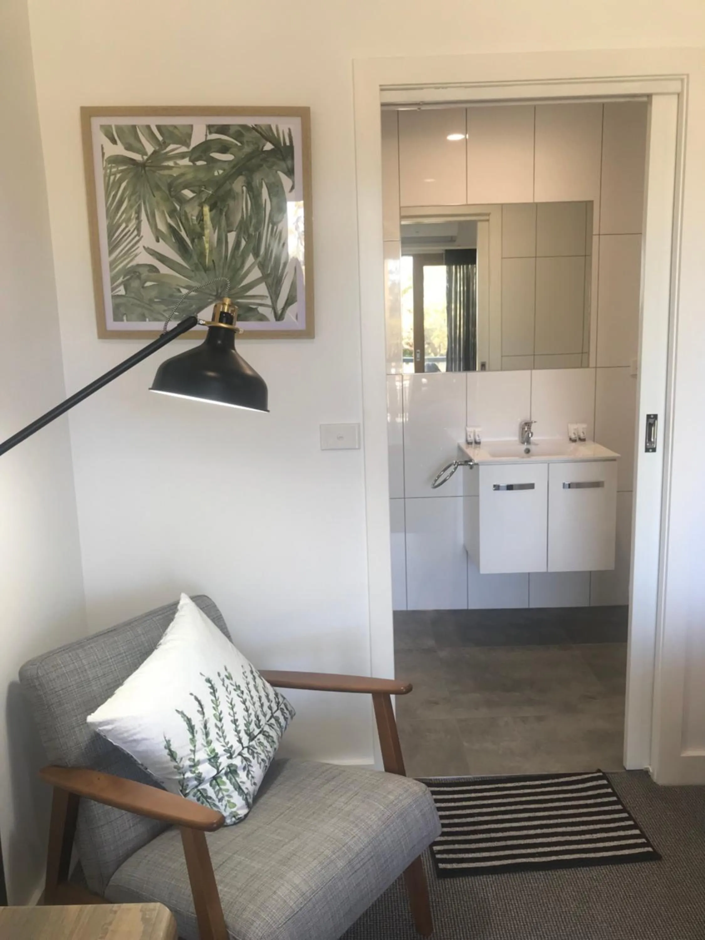 Bathroom in Marlo Hotel