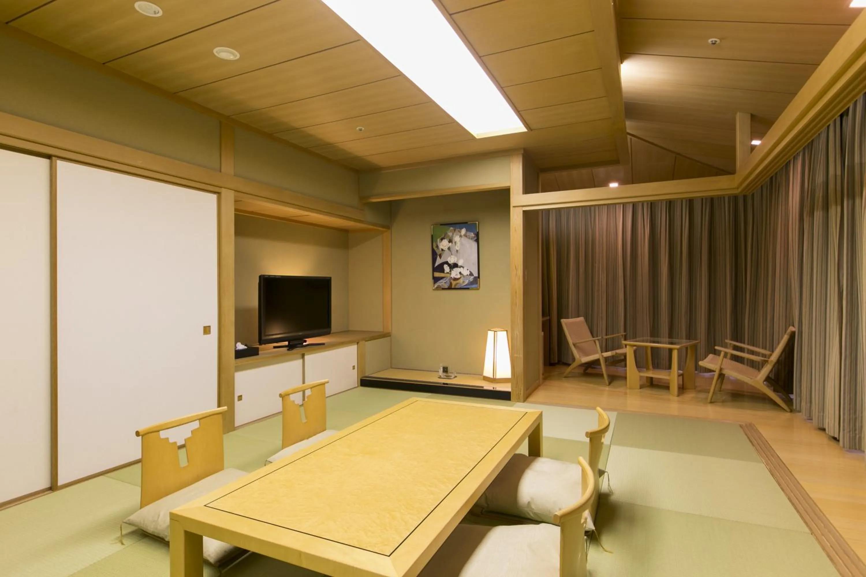 Photo of the whole room in Fruit Park Fujiya Hotel