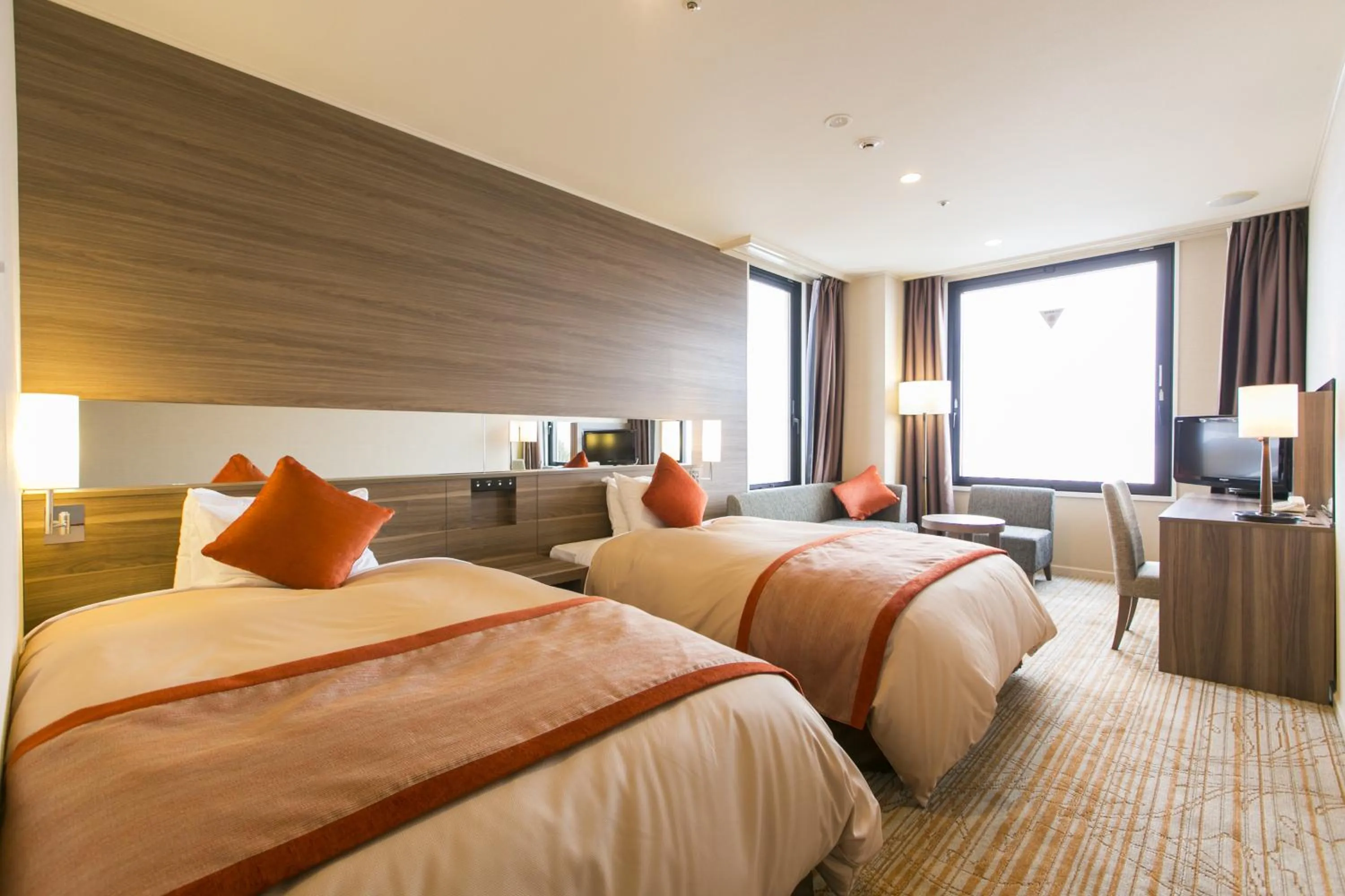 Photo of the whole room, Bed in Fruit Park Fujiya Hotel