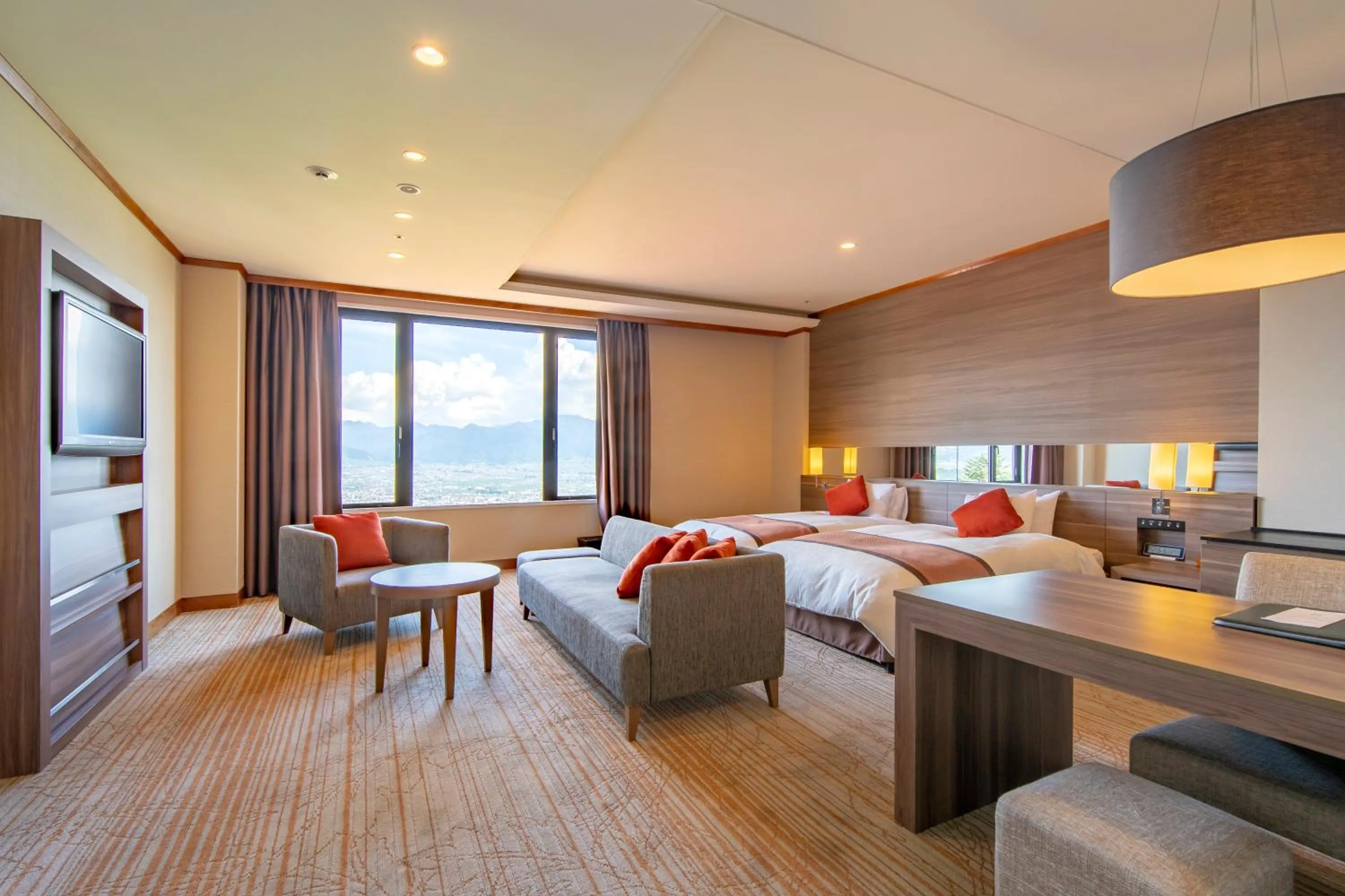 Photo of the whole room, Bed in Fruit Park Fujiya Hotel