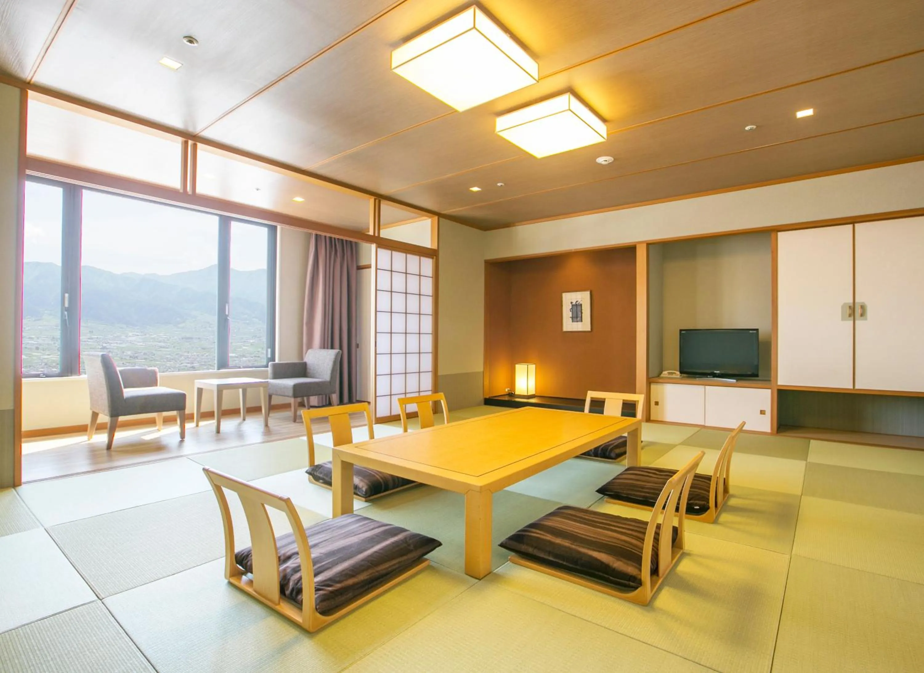 Photo of the whole room in Fruit Park Fujiya Hotel