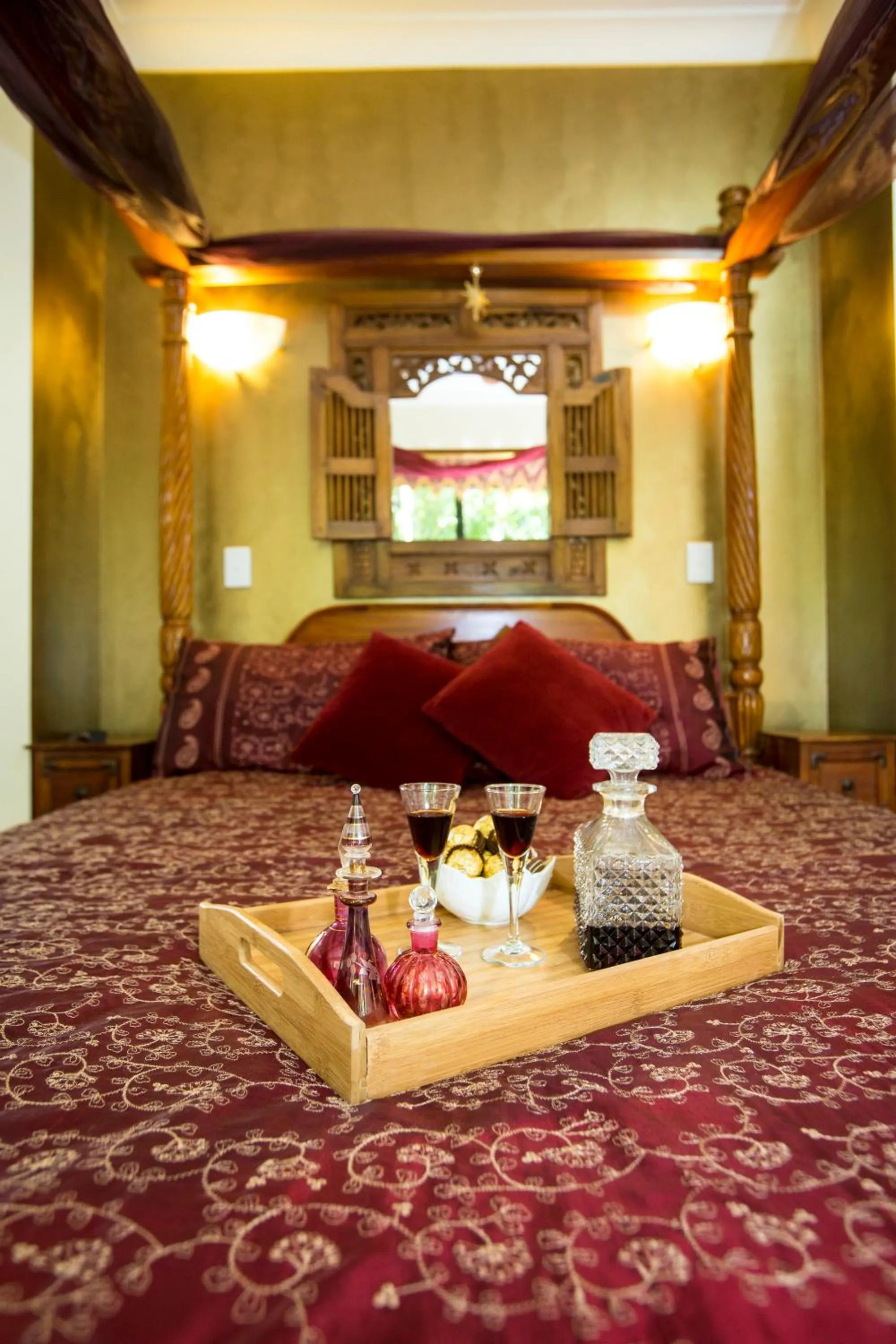 Bedroom, Bed in Mt Cotton Retreat