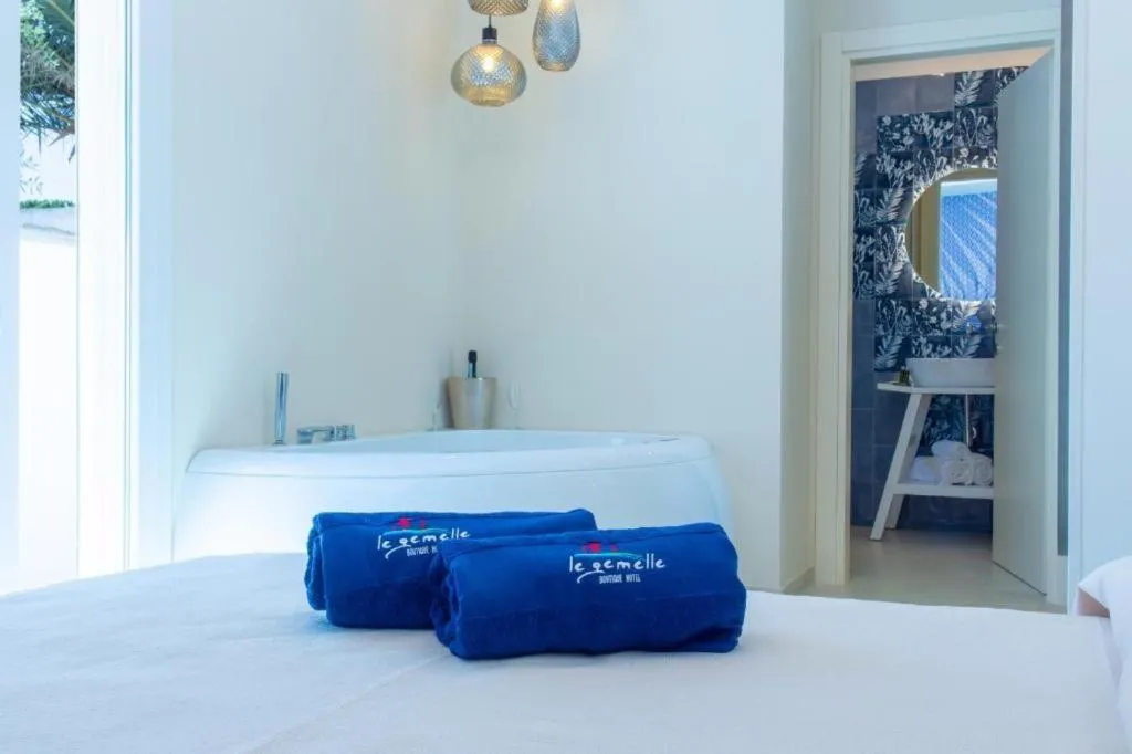 Hot Tub in Le Gemelle Boutique Hotel