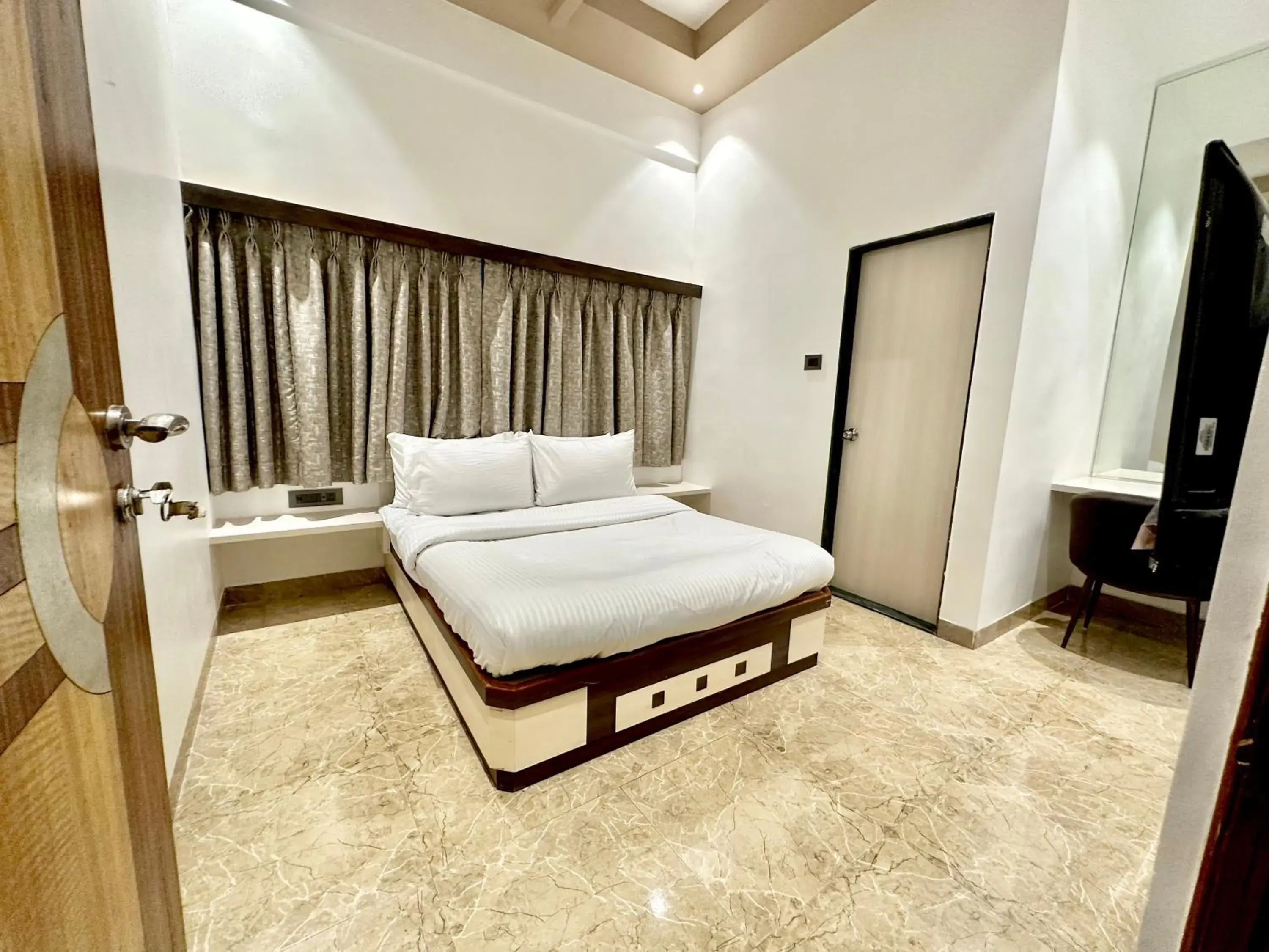 Standard Double Room in TAKHT- Executive Suites and Rooms Standard Double Room in TAKHT- Executive Suites and Rooms