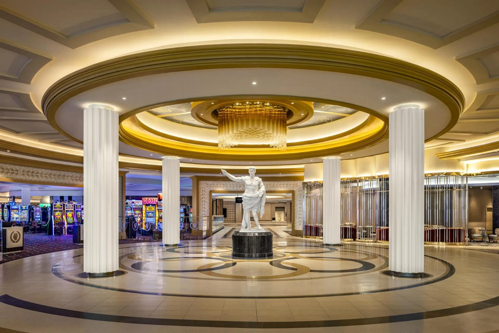 Lobby or reception in Caesars Virginia, A Caesars Destination
