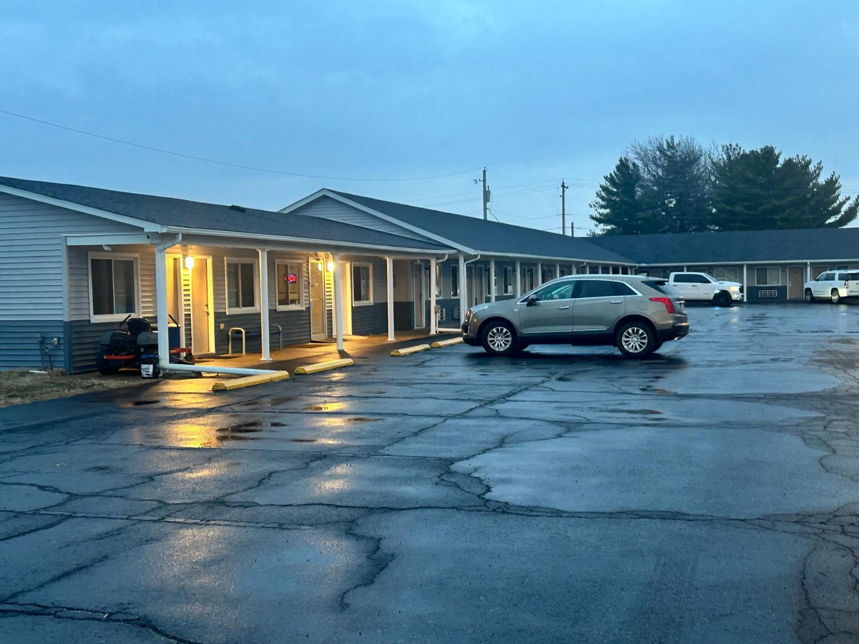 Parking in Budget Inn by Hotel O Greensville I 70