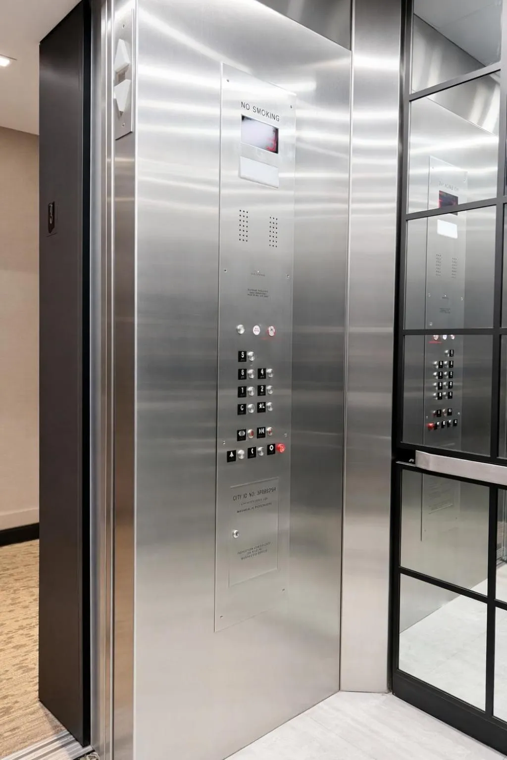 Hotel Mirage Brooklyn