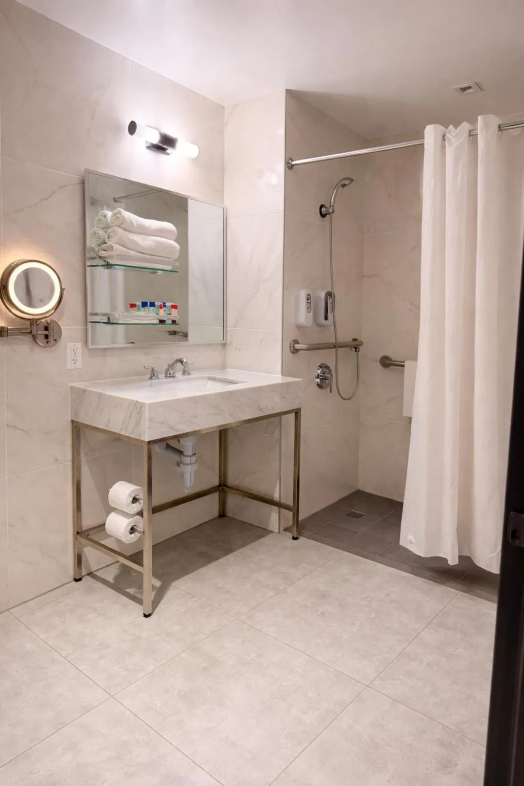 Hotel Mirage Brooklyn