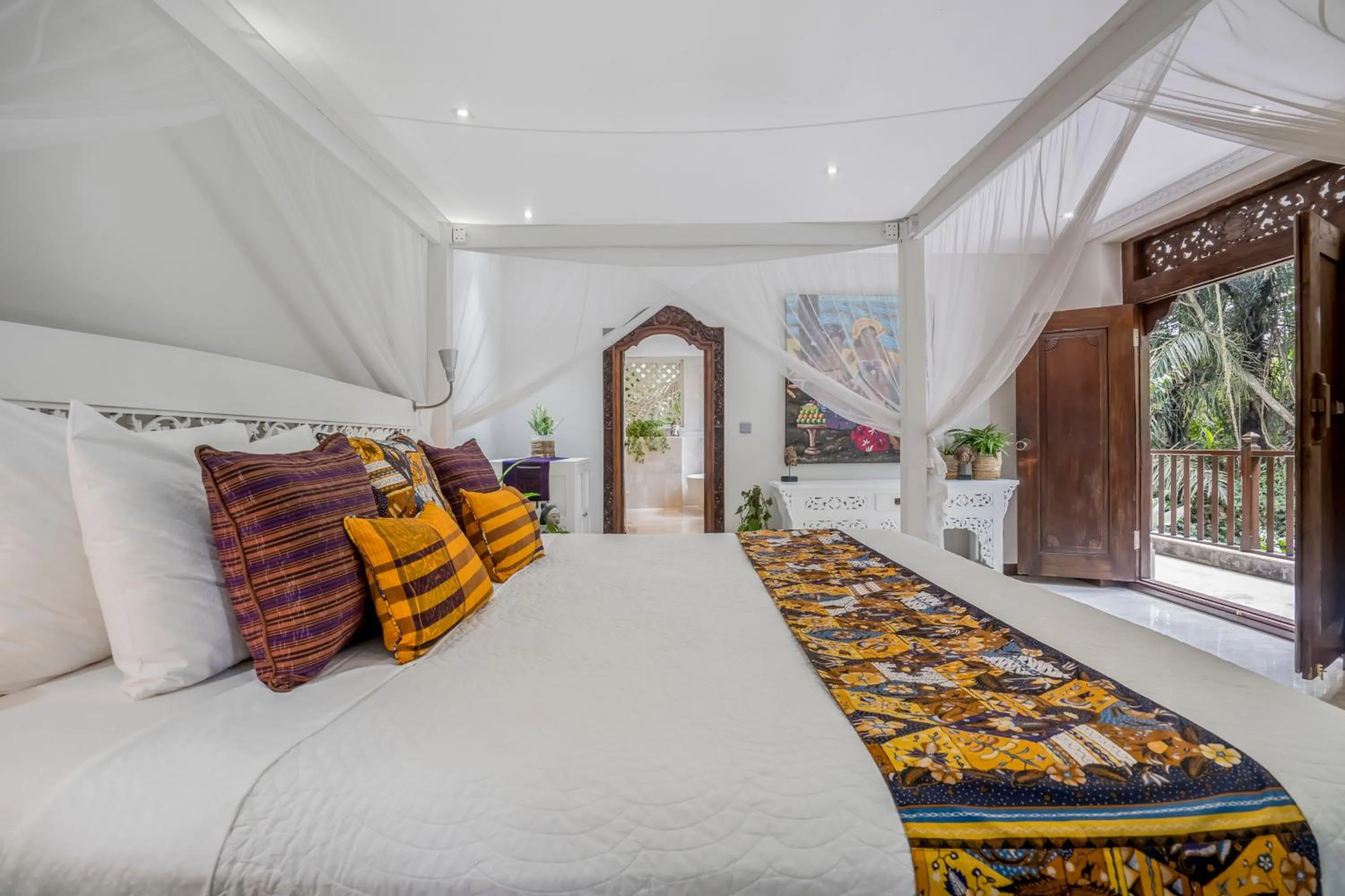 Bed in Kano Sari Ubud Villas