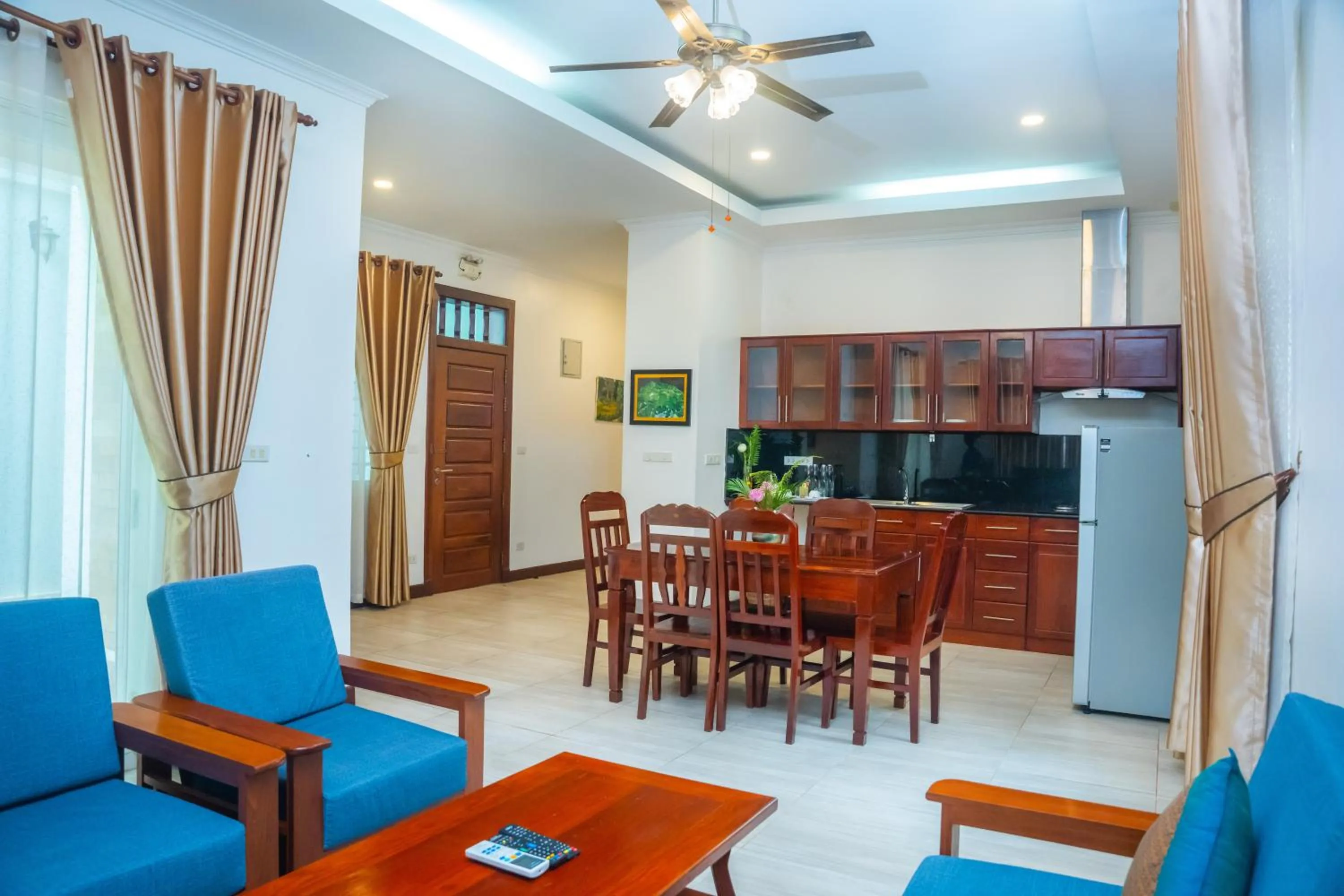 Kitchen or kitchenette in Siemreap Green Residence