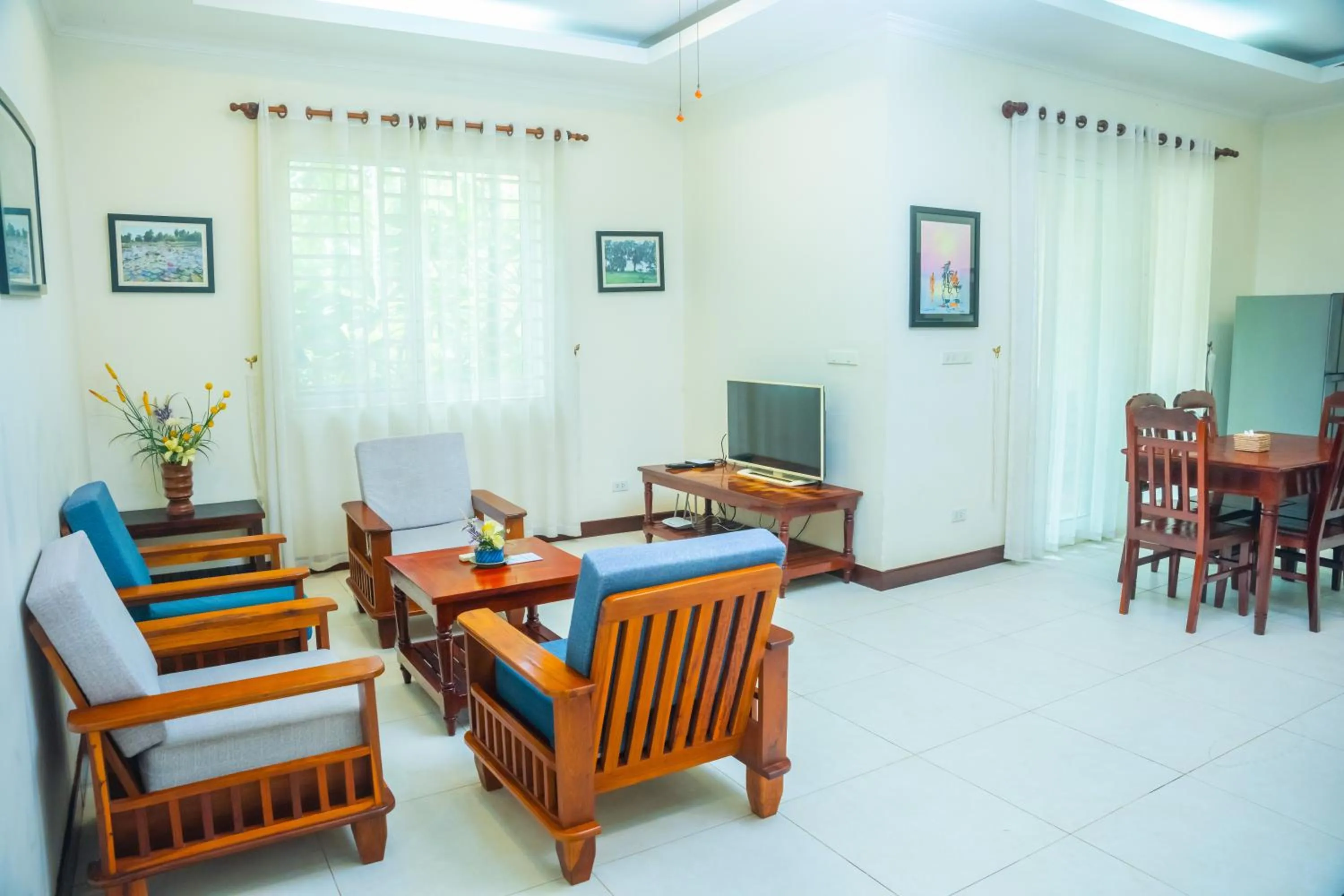 Communal lounge/ TV room in Siemreap Green Residence