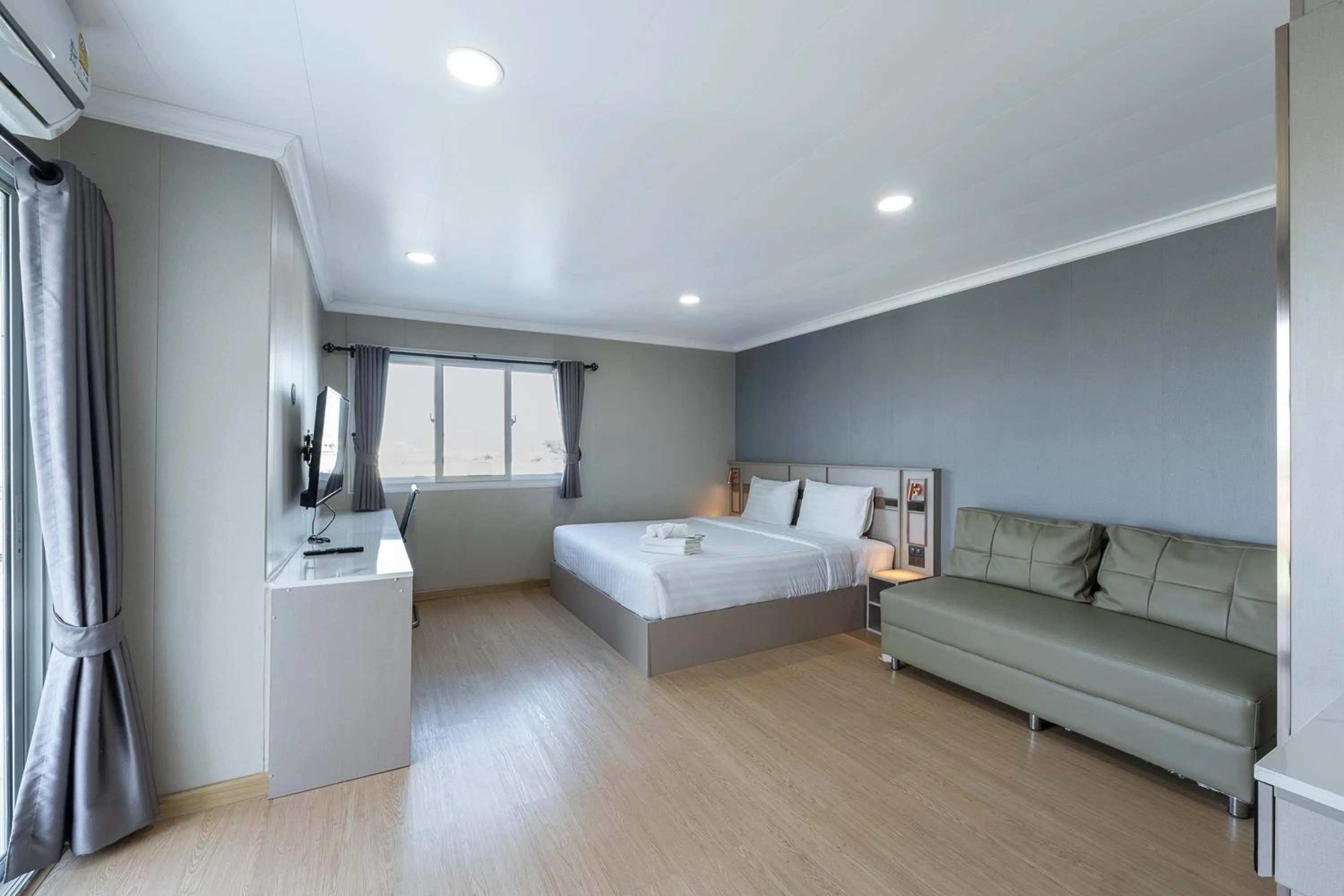 Bedroom, Bed in TJ 4711 Residence