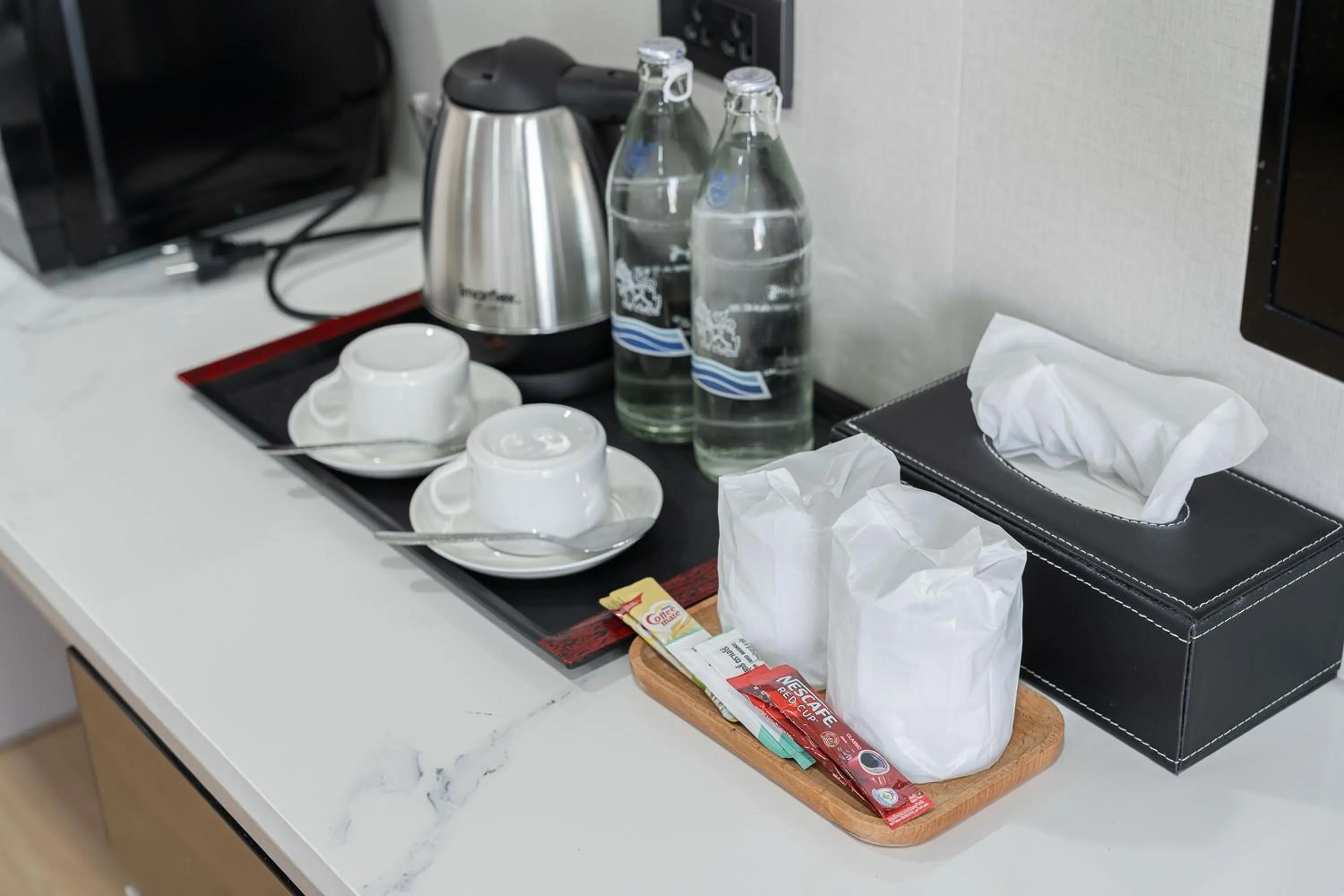 Coffee/tea facilities in TJ 4711 Residence