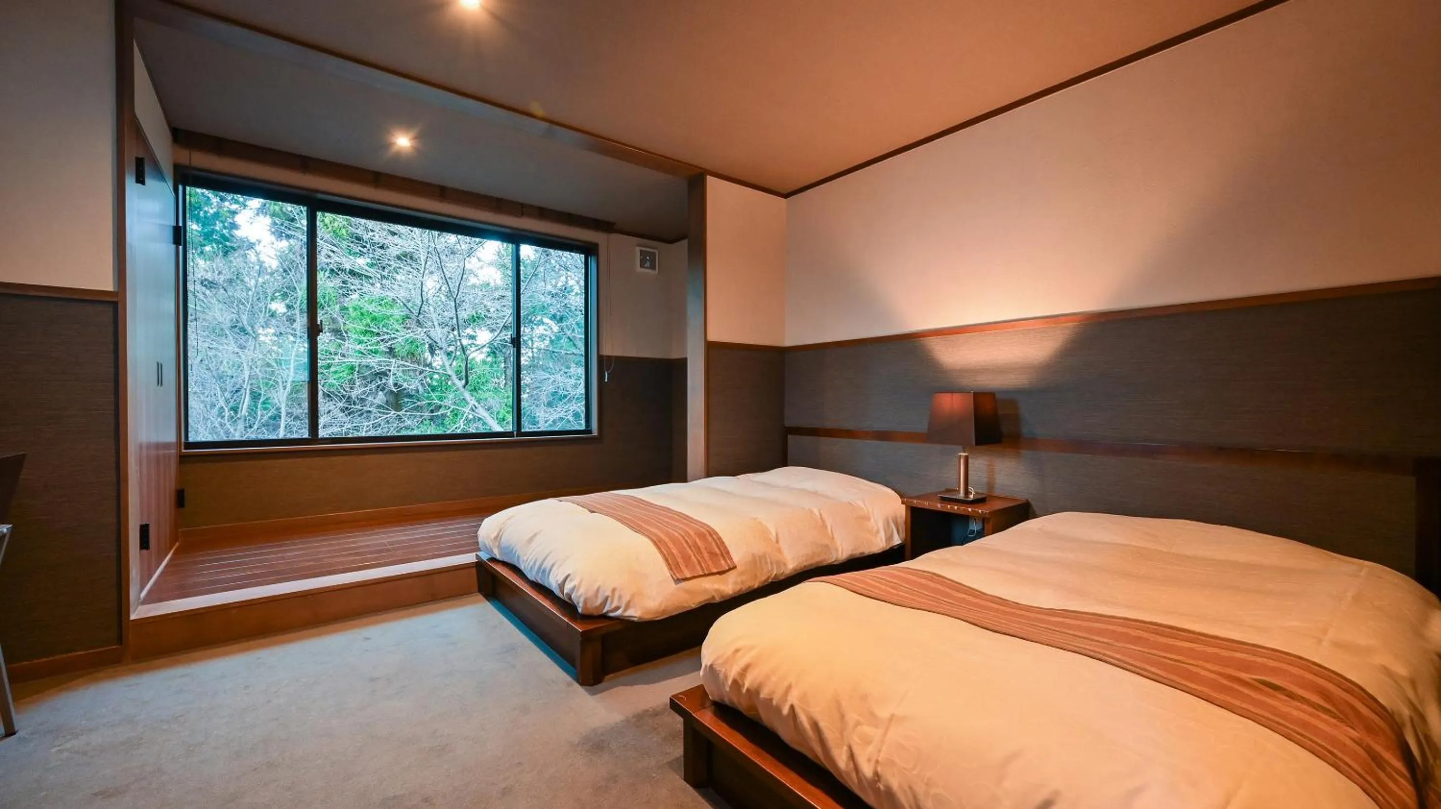 Photo of the whole room, Bed in Kaze no Tani no Iori