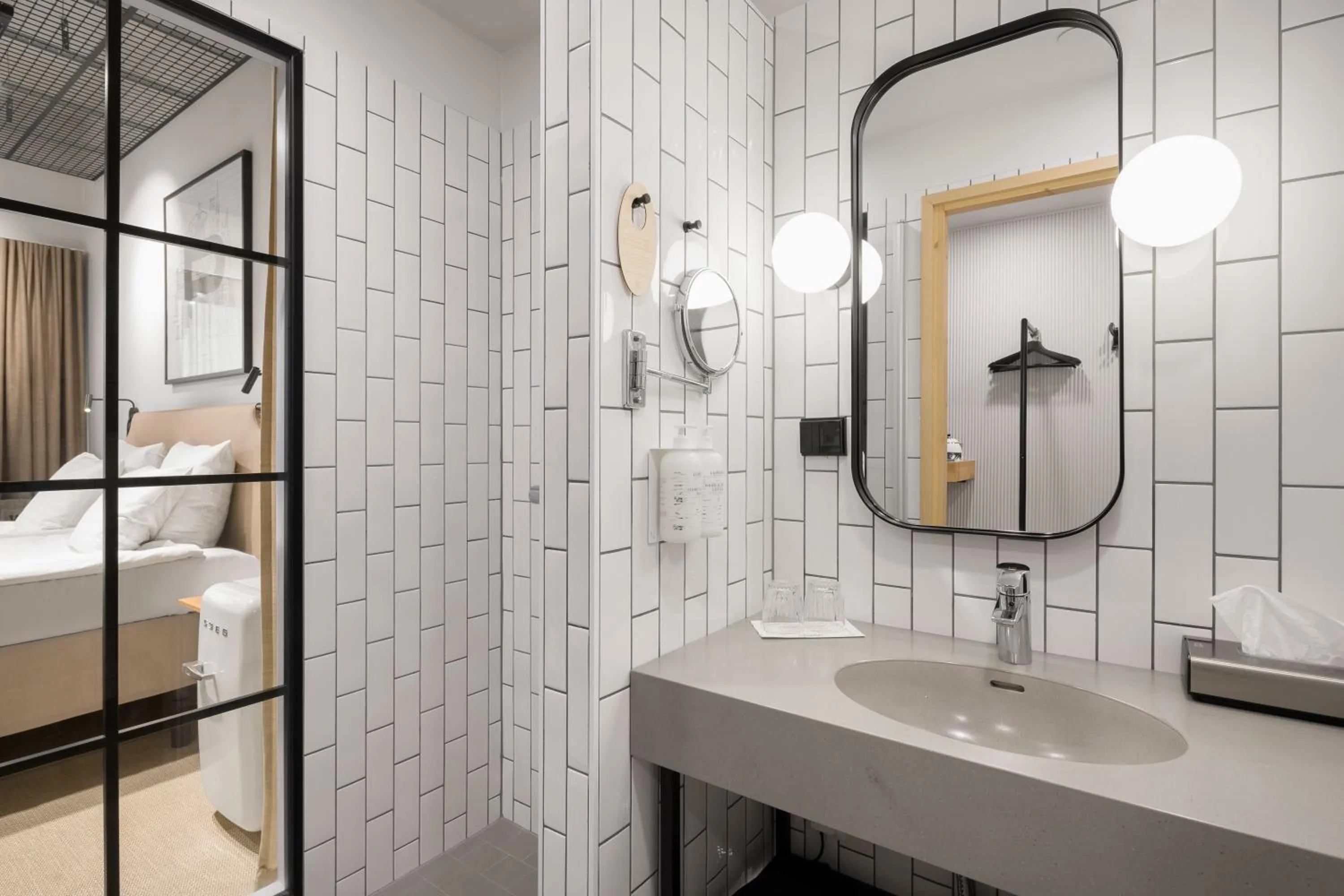 Shower in Original Sokos Hotel Wiklund