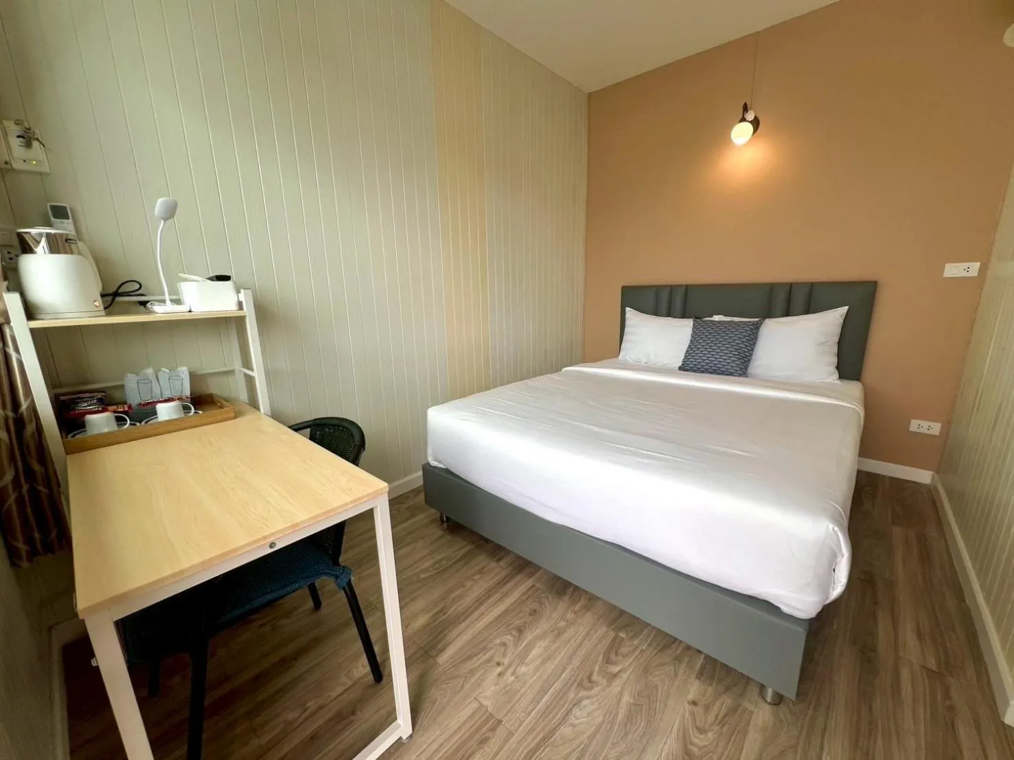 Bedroom, Bed in Casa Der See Boutique House