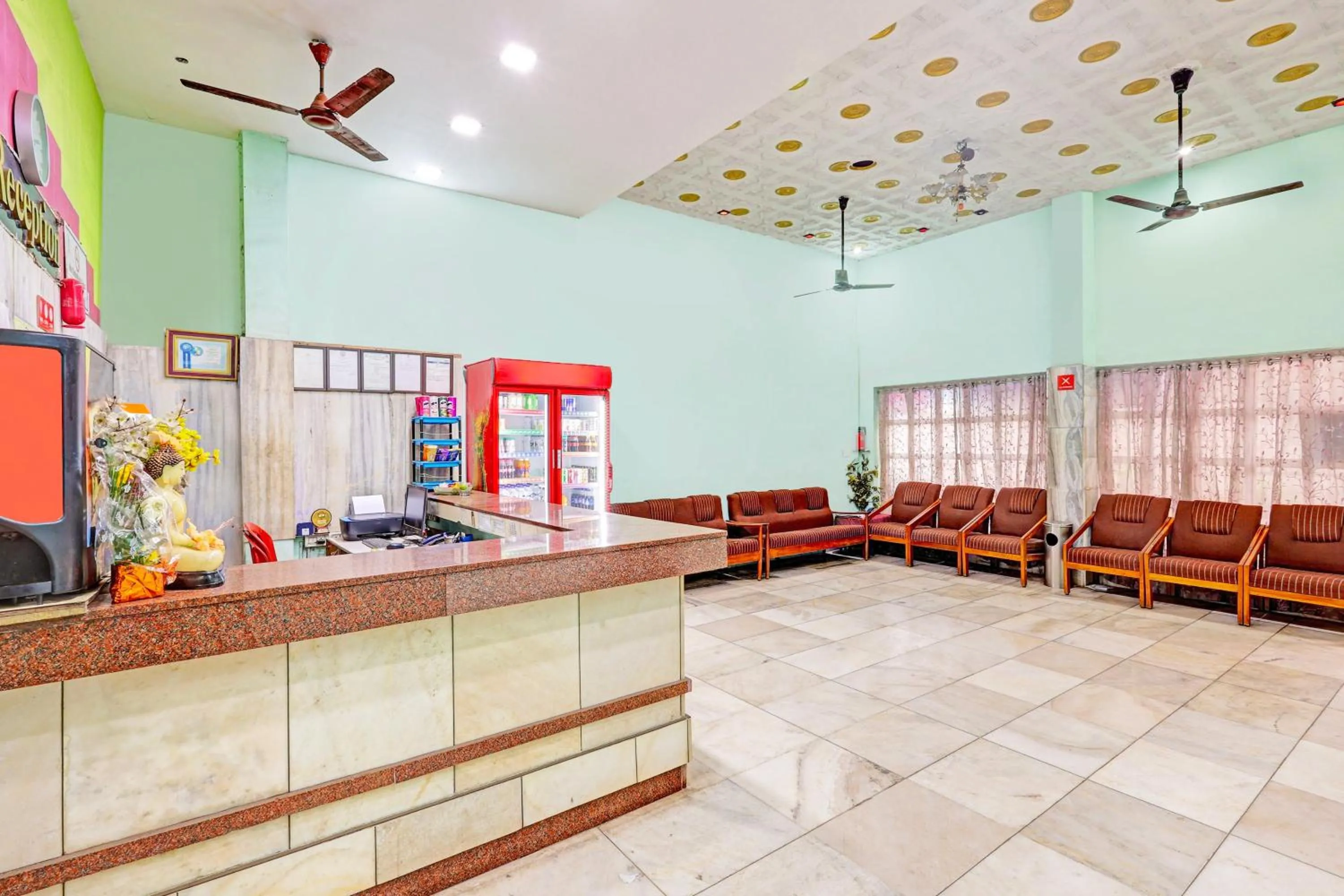 Lobby or reception in Hotel O Gajuwaka Near kurmanpalem Formerly SBT
