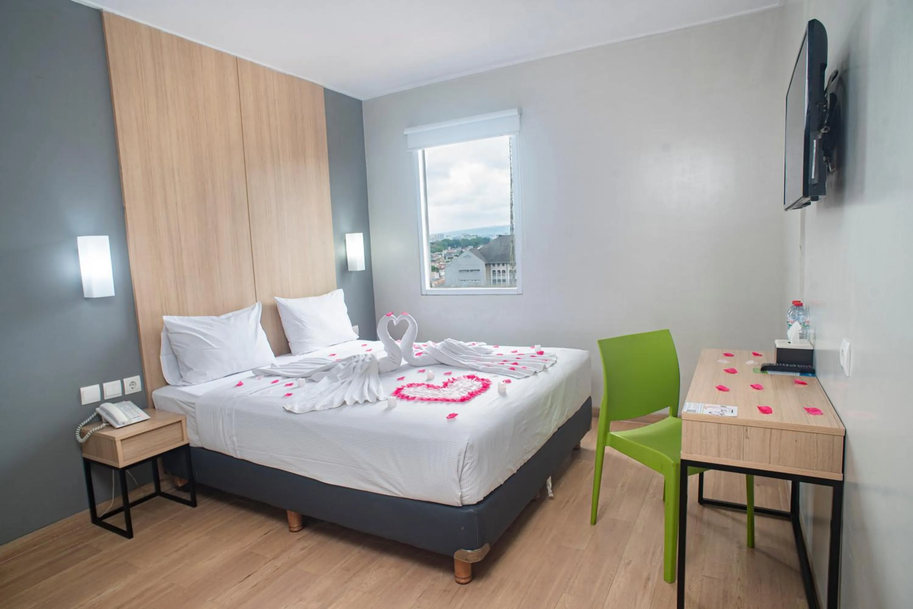 Bed in Hotel Citradream Bandung