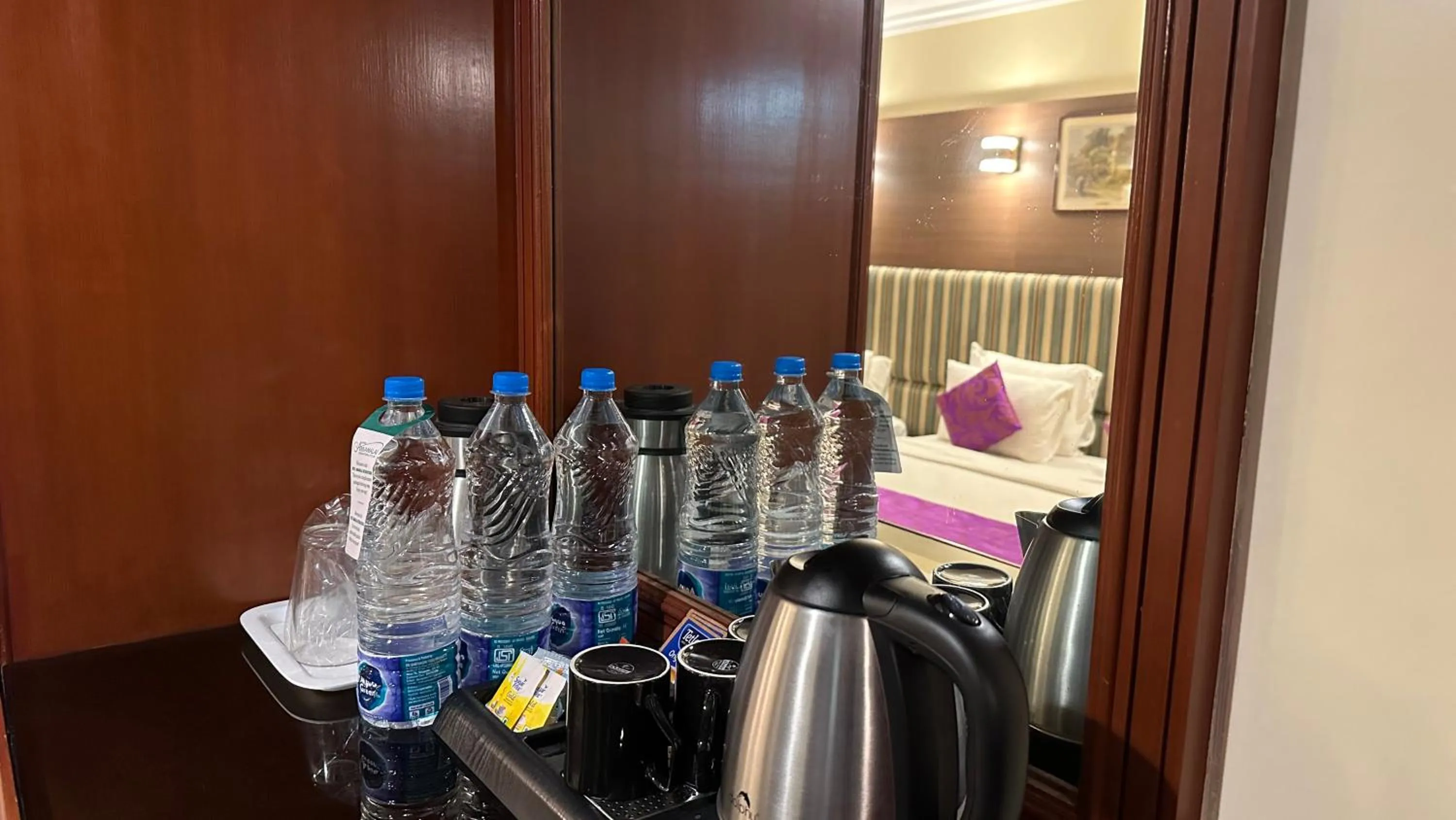 Coffee/tea facilities in Hotel Annamalai International