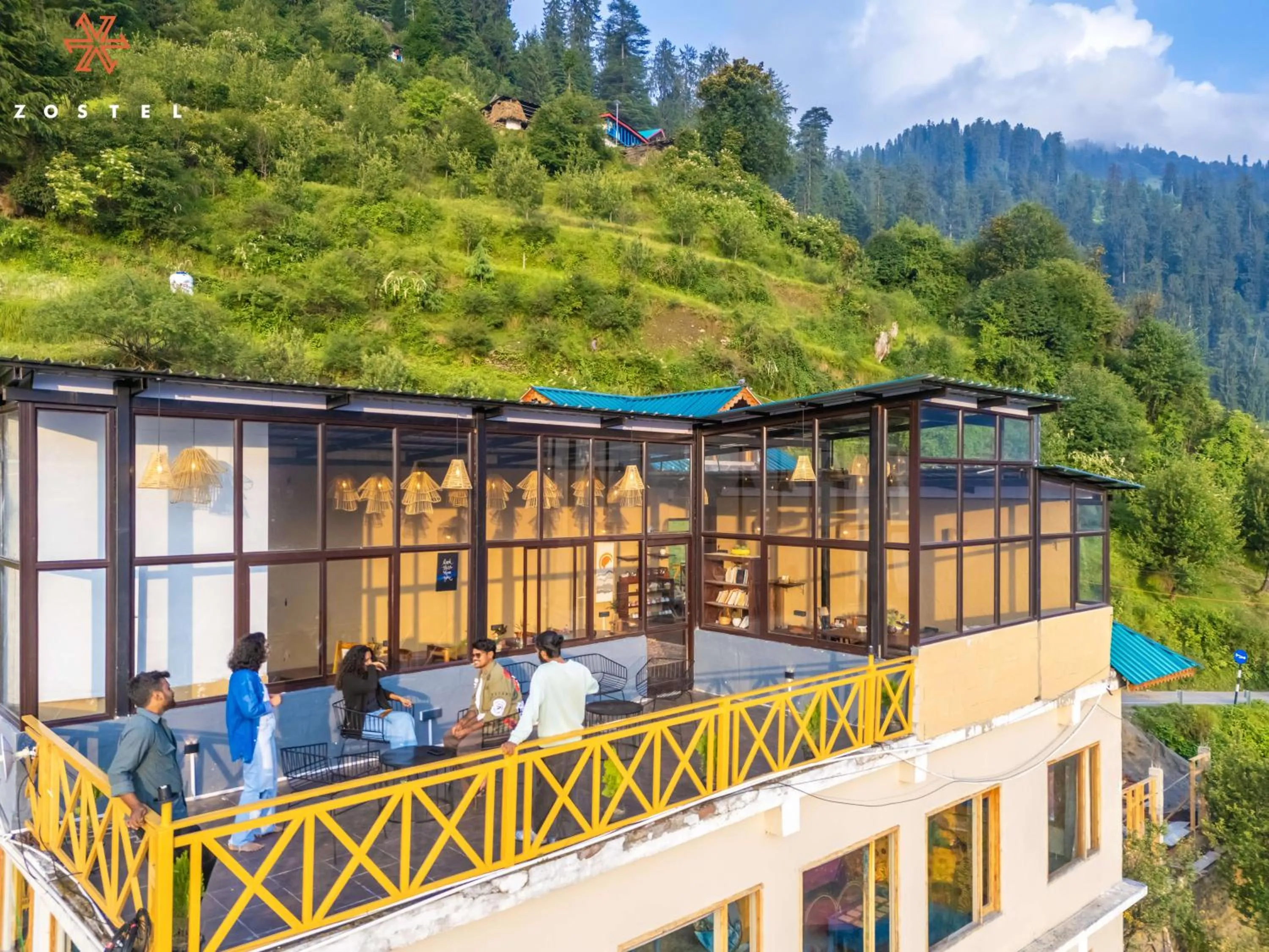 Property building in Zostel Shoja, Jibhi