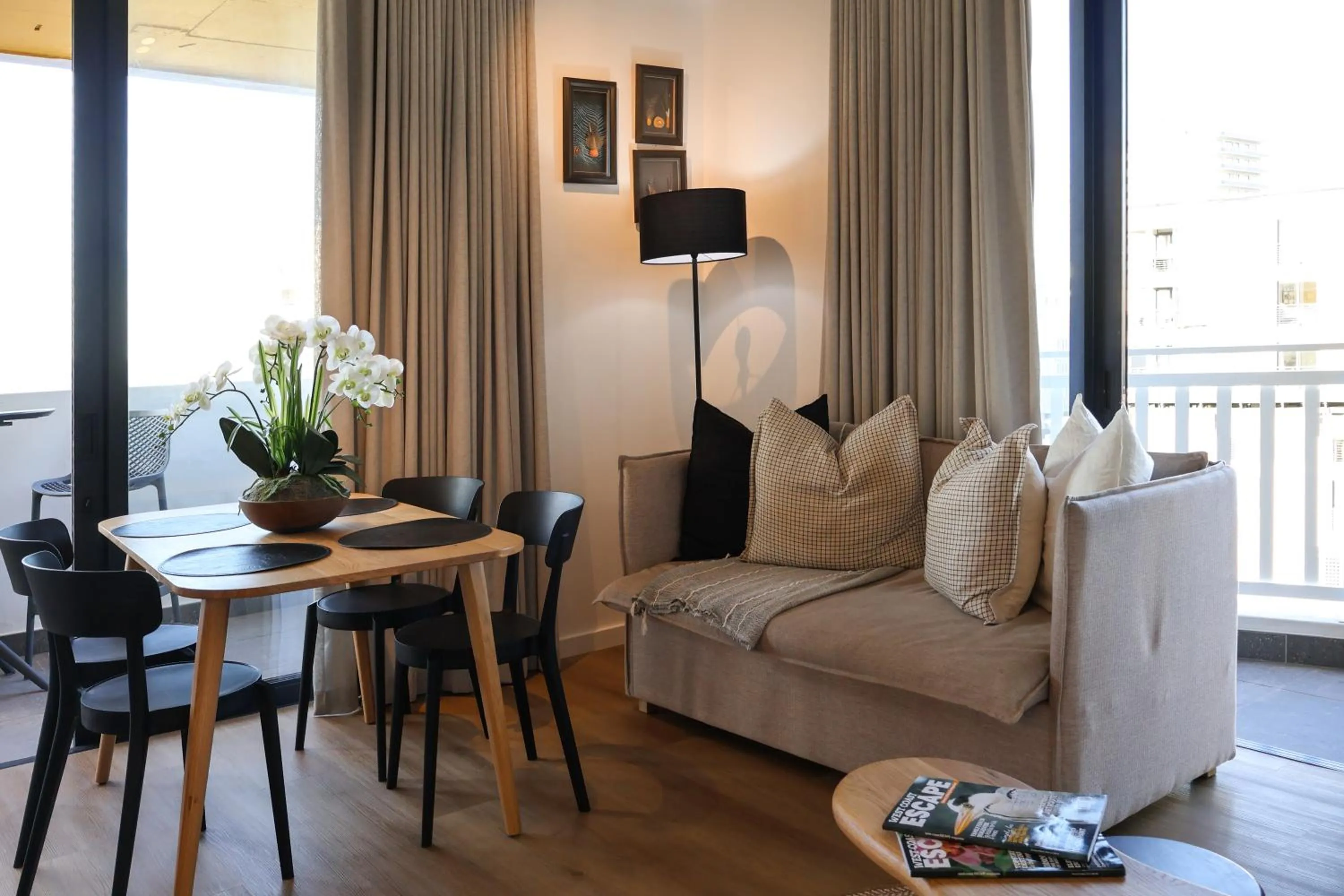 Living room in EIGHTY2 ON M - Fluent Serviced Apartments