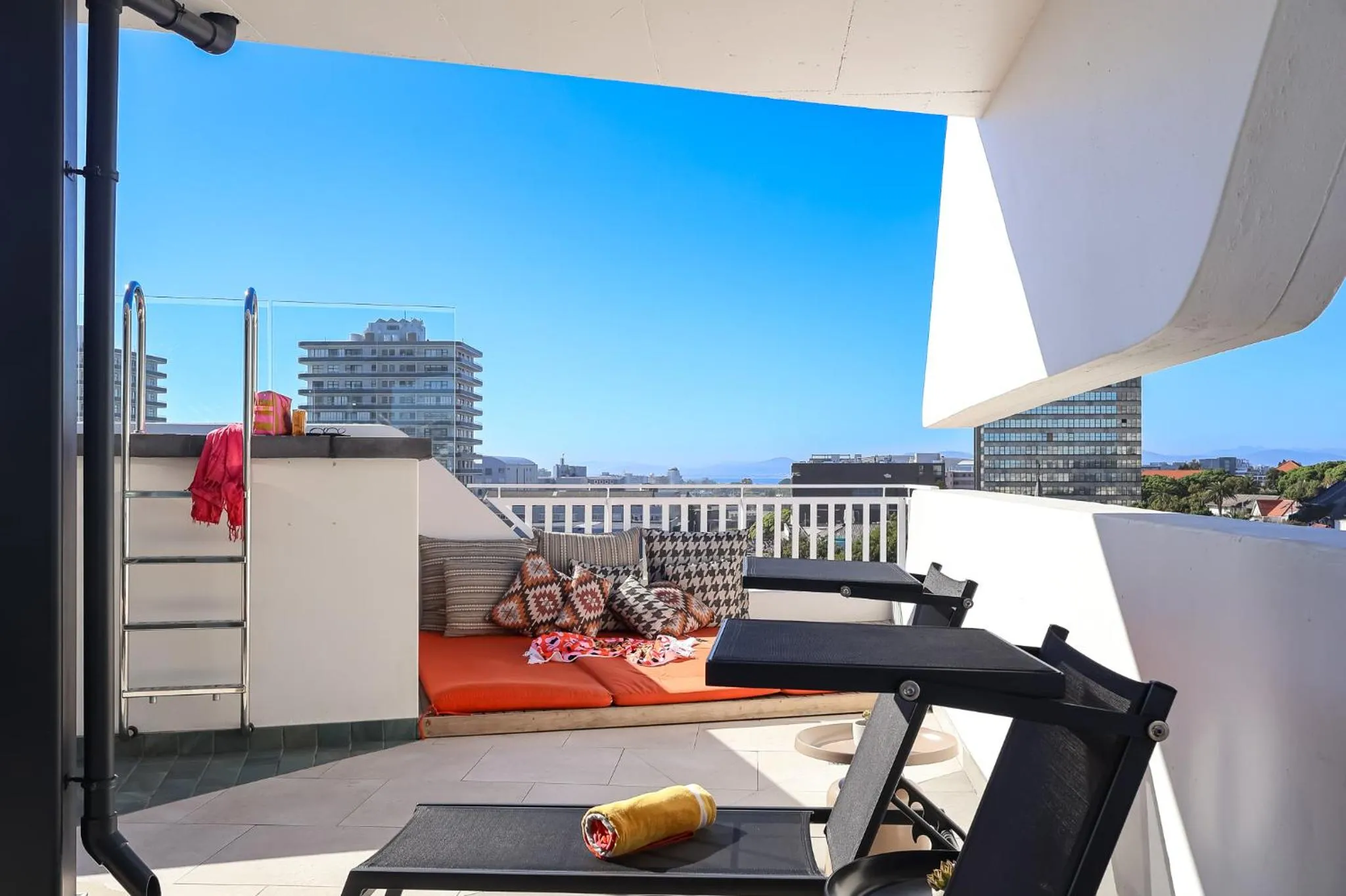 Pool view in EIGHTY2 ON M - Fluent Serviced Apartments