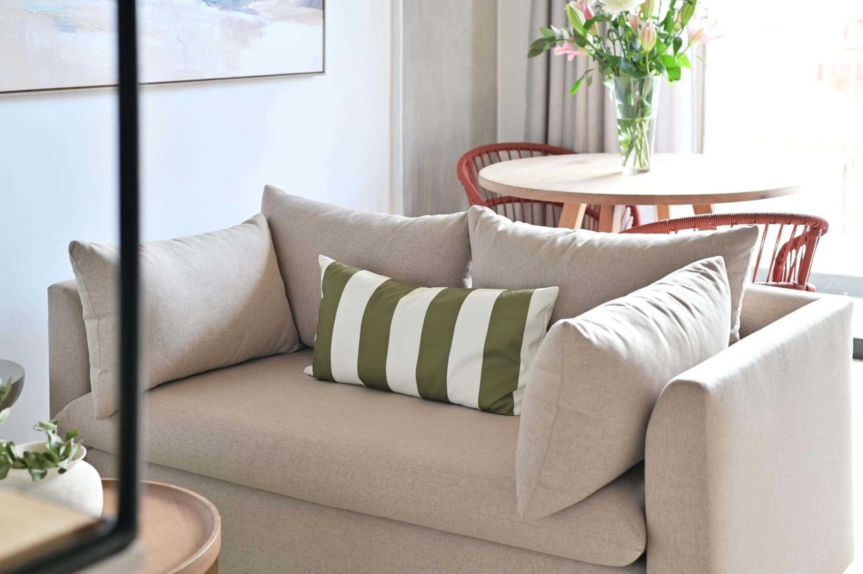 Living room in EIGHTY2 ON M - Fluent Serviced Apartments