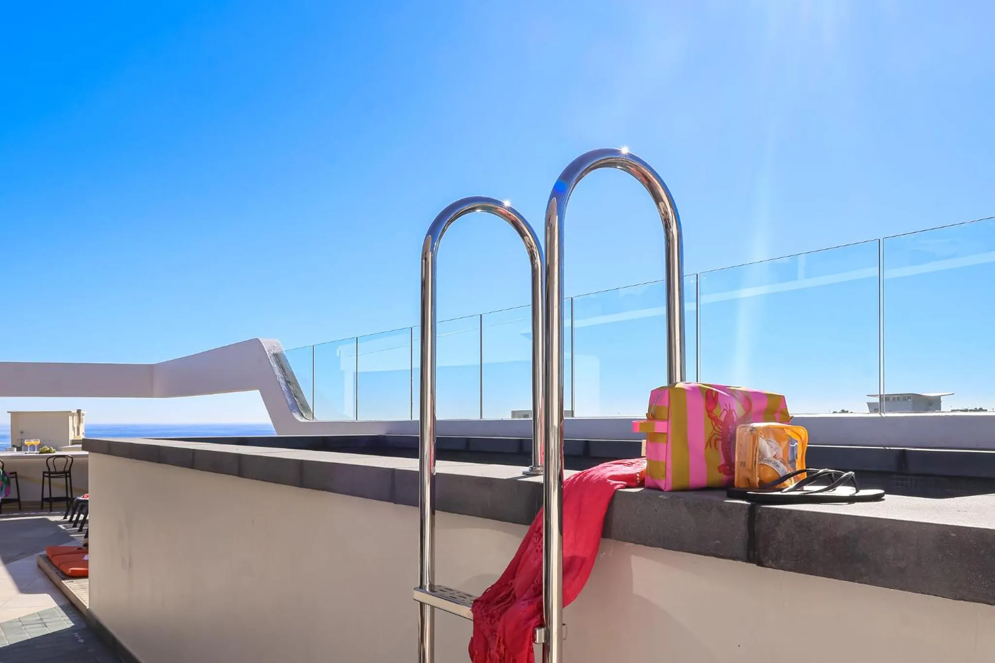 Swimming pool in EIGHTY2 ON M - Fluent Serviced Apartments