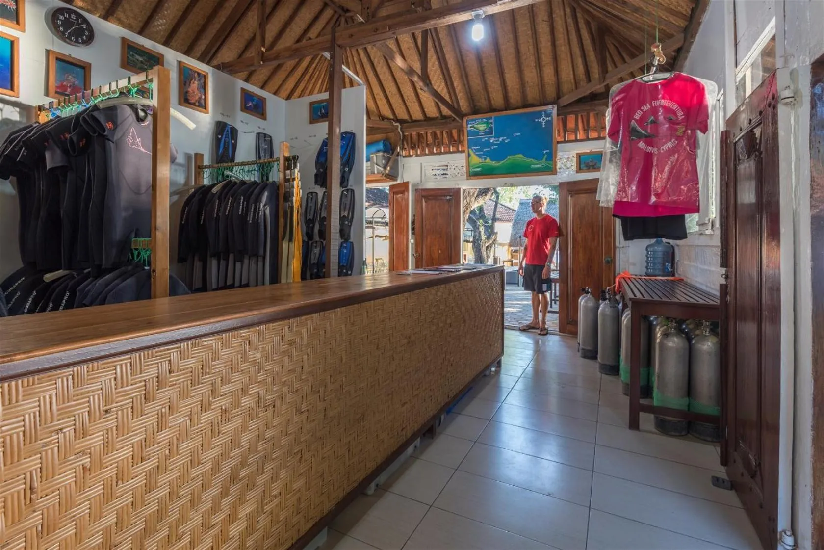 Diving in Hotel Pondok Sari Beach & SPA Resort