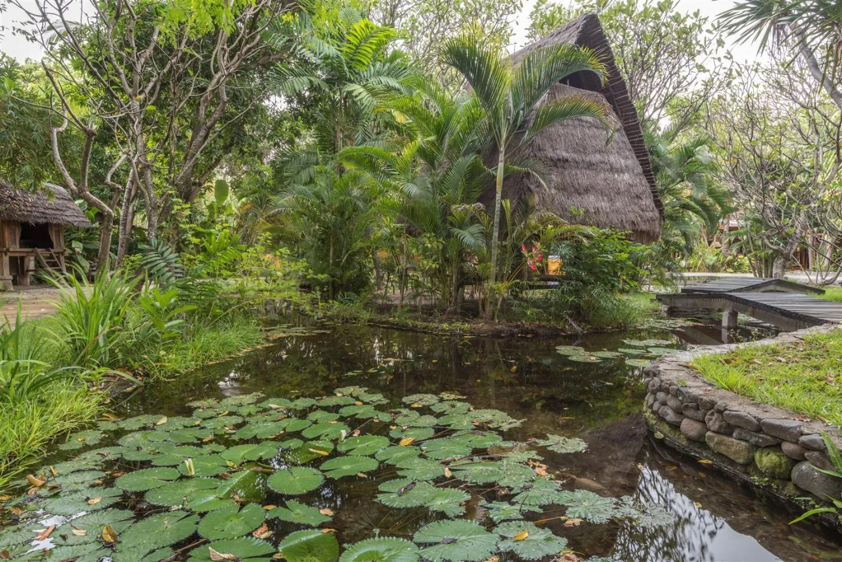 Garden view in Hotel Pondok Sari Beach & SPA Resort