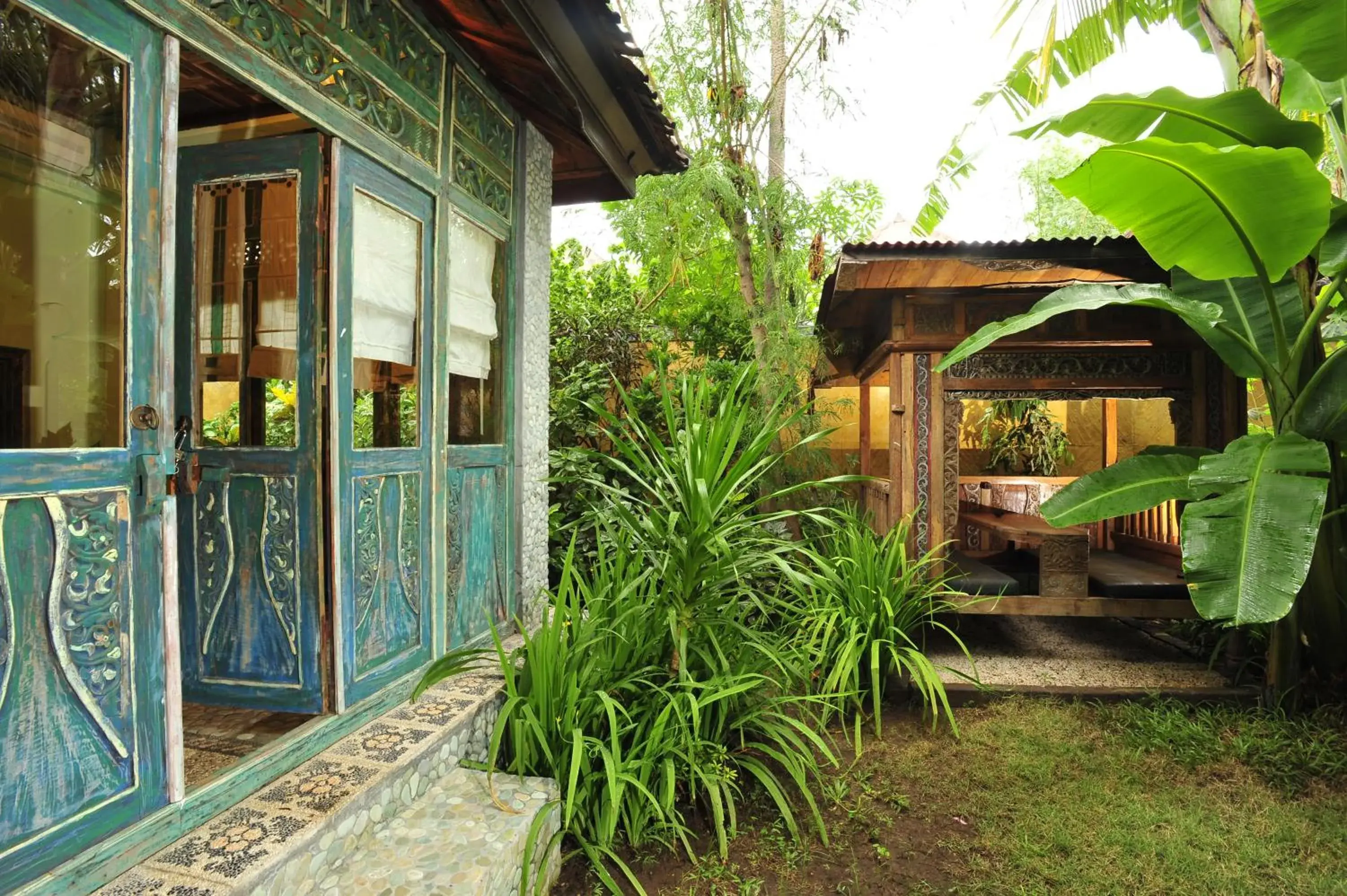 Family Bungalow in Hotel Pondok Sari Beach & SPA Resort Family Bungalow in Hotel Pondok Sari Beach & SPA Resort