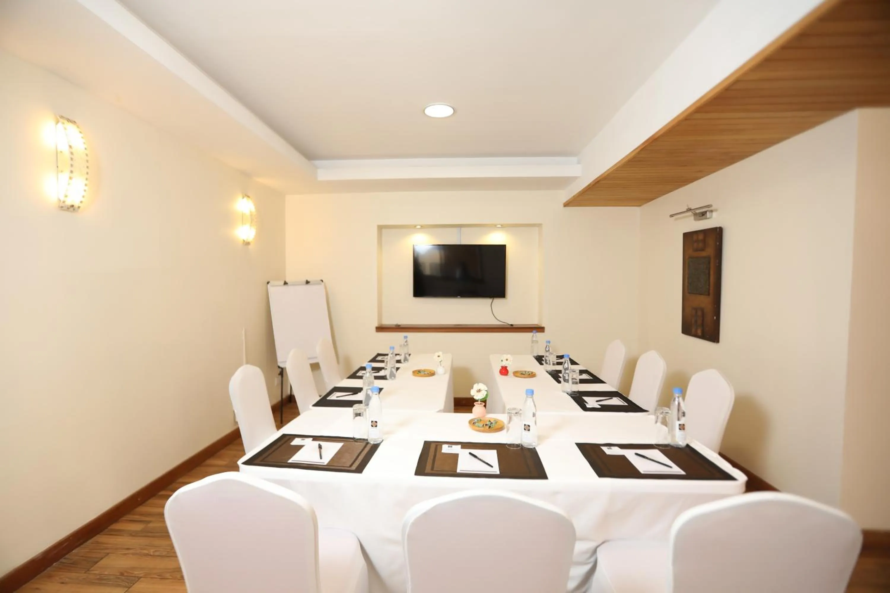 Business facilities in Bidwood Suite Hotel