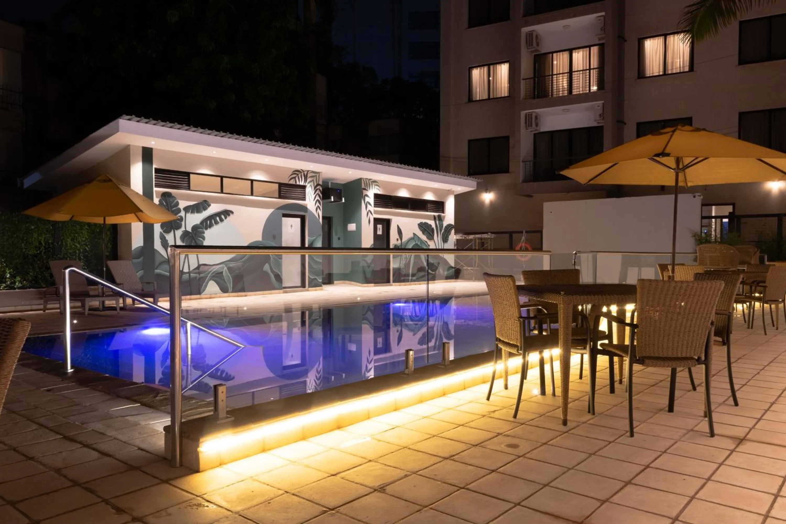 Swimming pool in Bidwood Suite Hotel