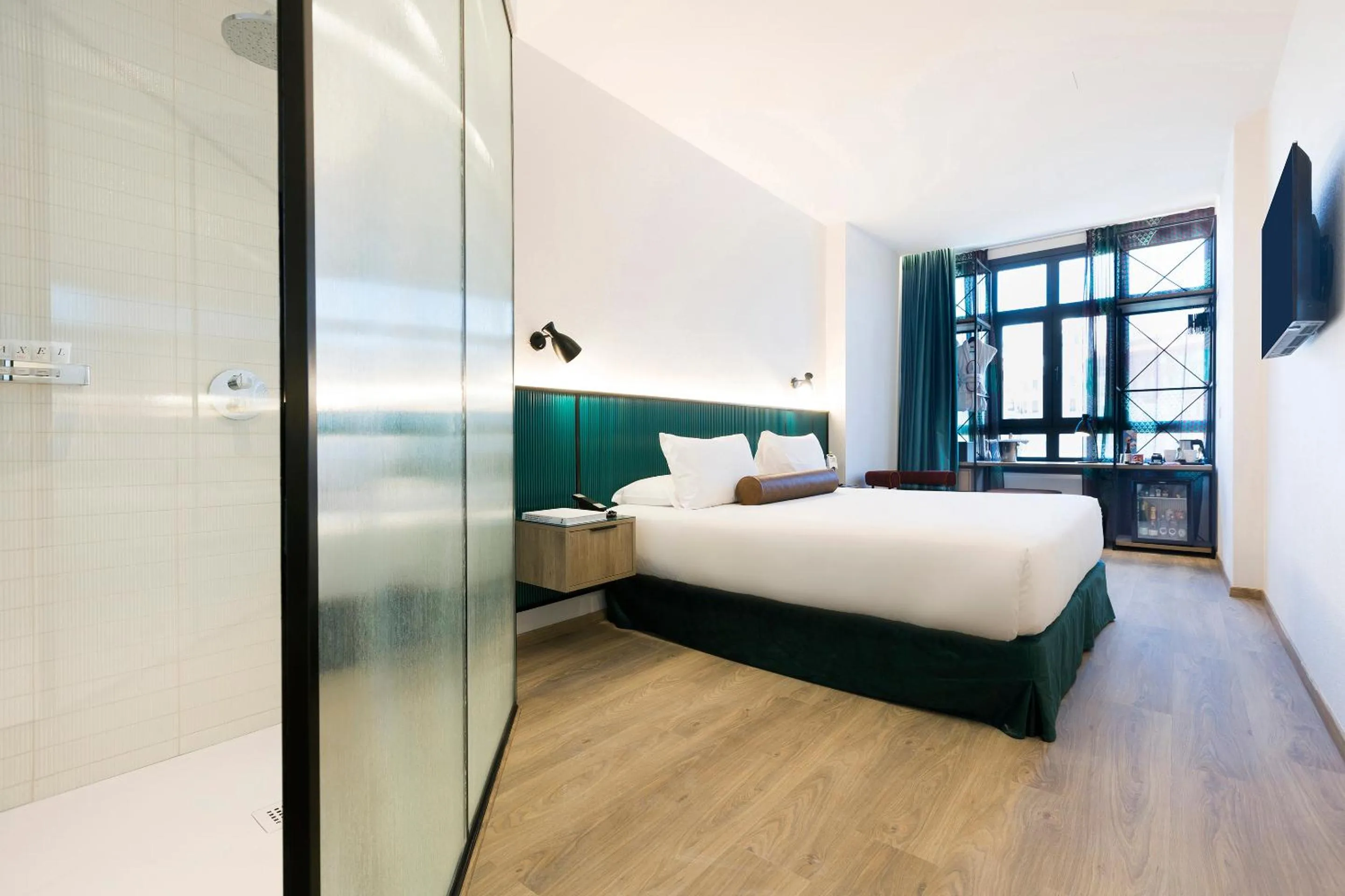 Bedroom, Bed in Axel Hotel Bilbao - Adults Only