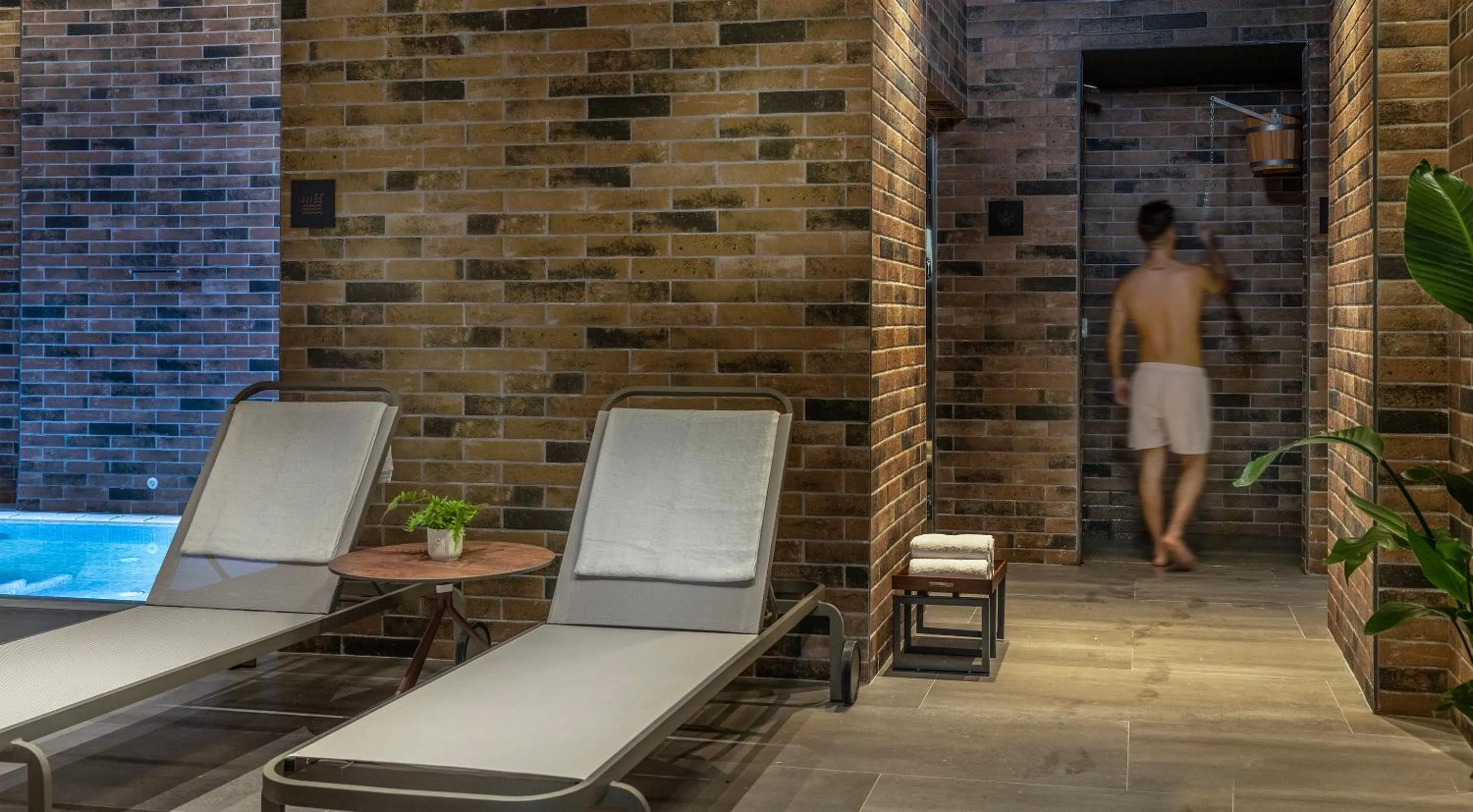 Spa and wellness centre/facilities in Axel Hotel Bilbao - Adults Only