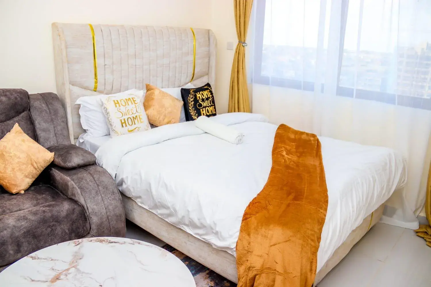 Studio in Studio Sleeps 2 with 24hr Check-in Studio in Studio Sleeps 2 with 24hr Check-in