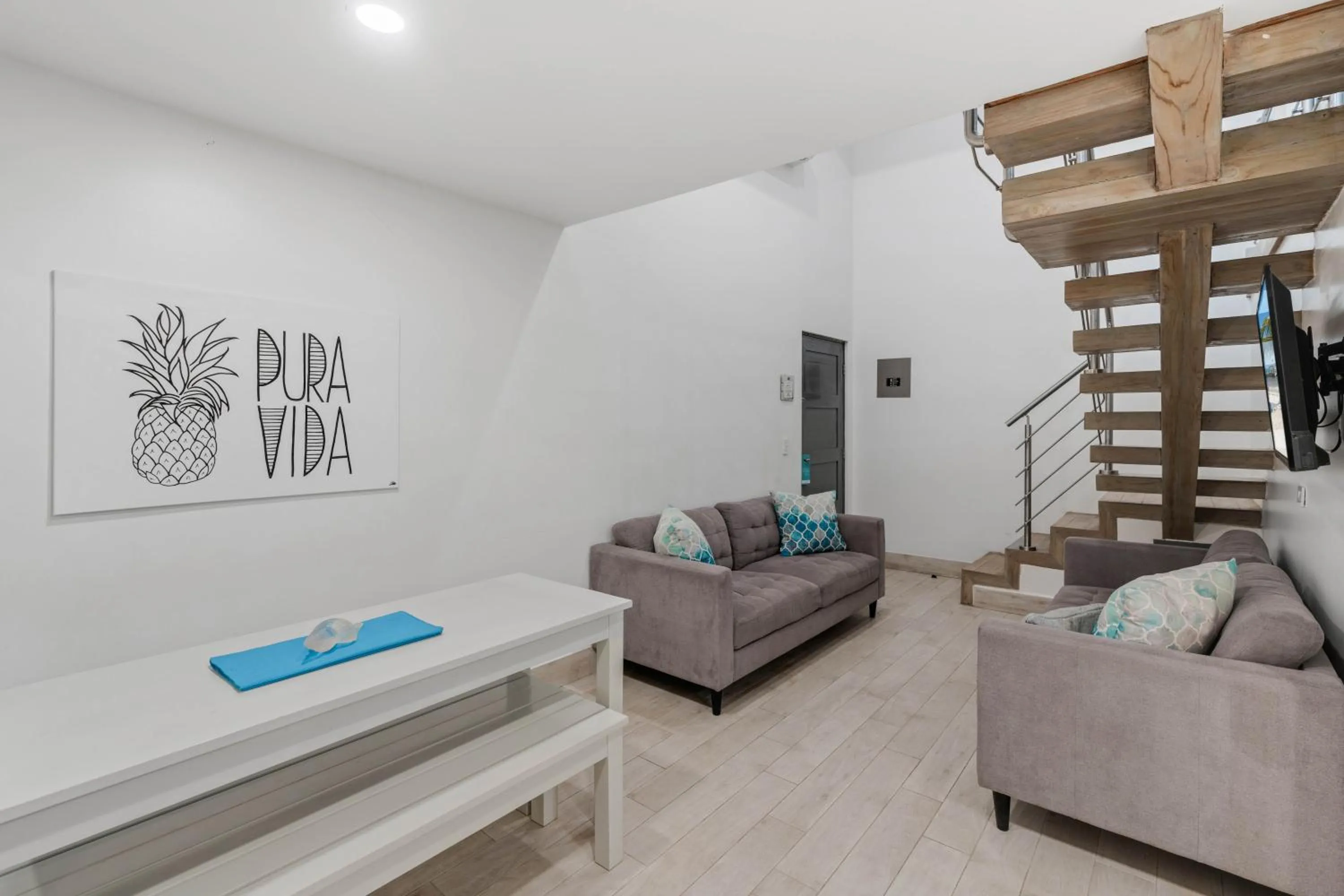 Living room in Iguana Surf Camp