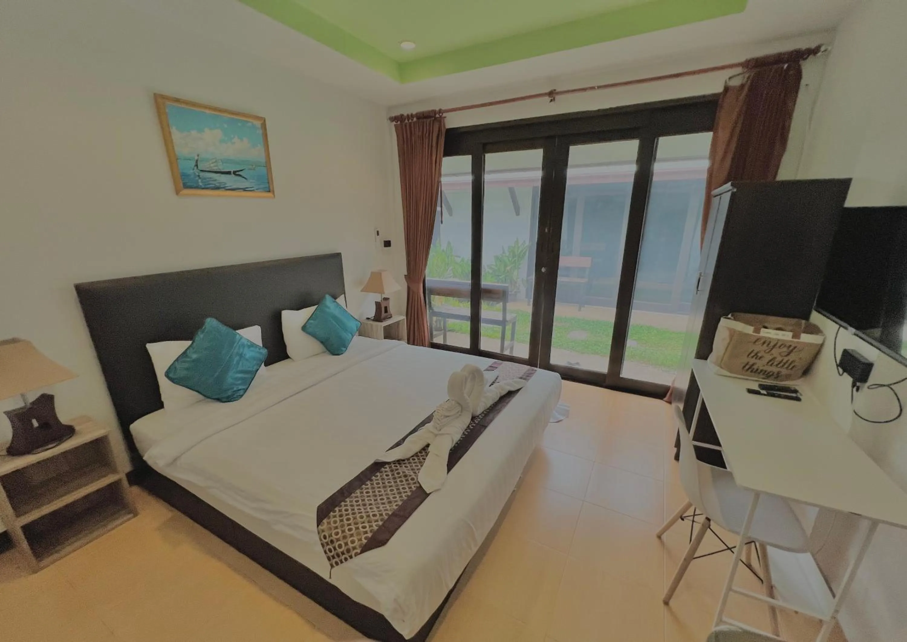 Bedroom, Bed in The Shore Samui