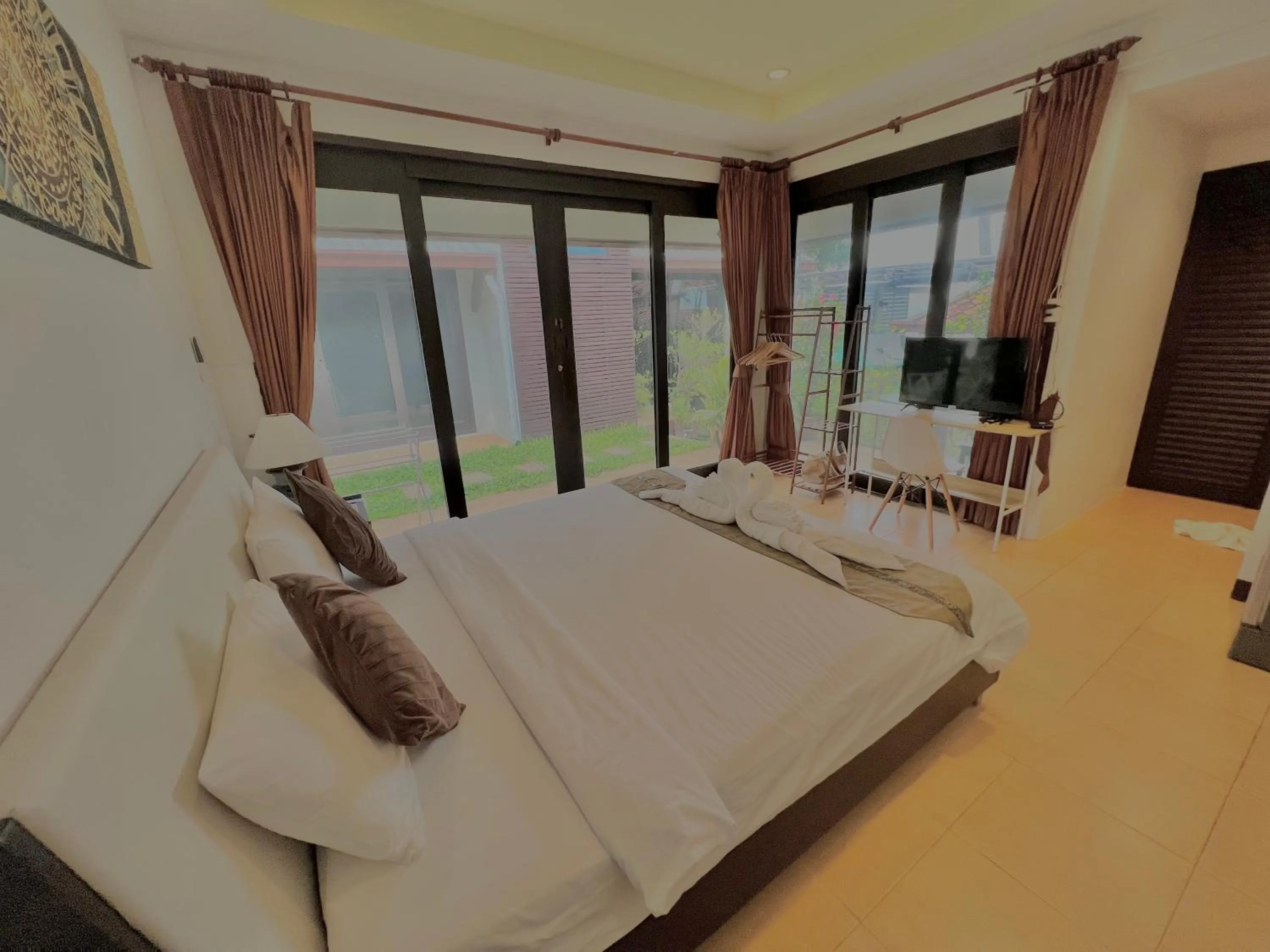 Bedroom, Bed in The Shore Samui